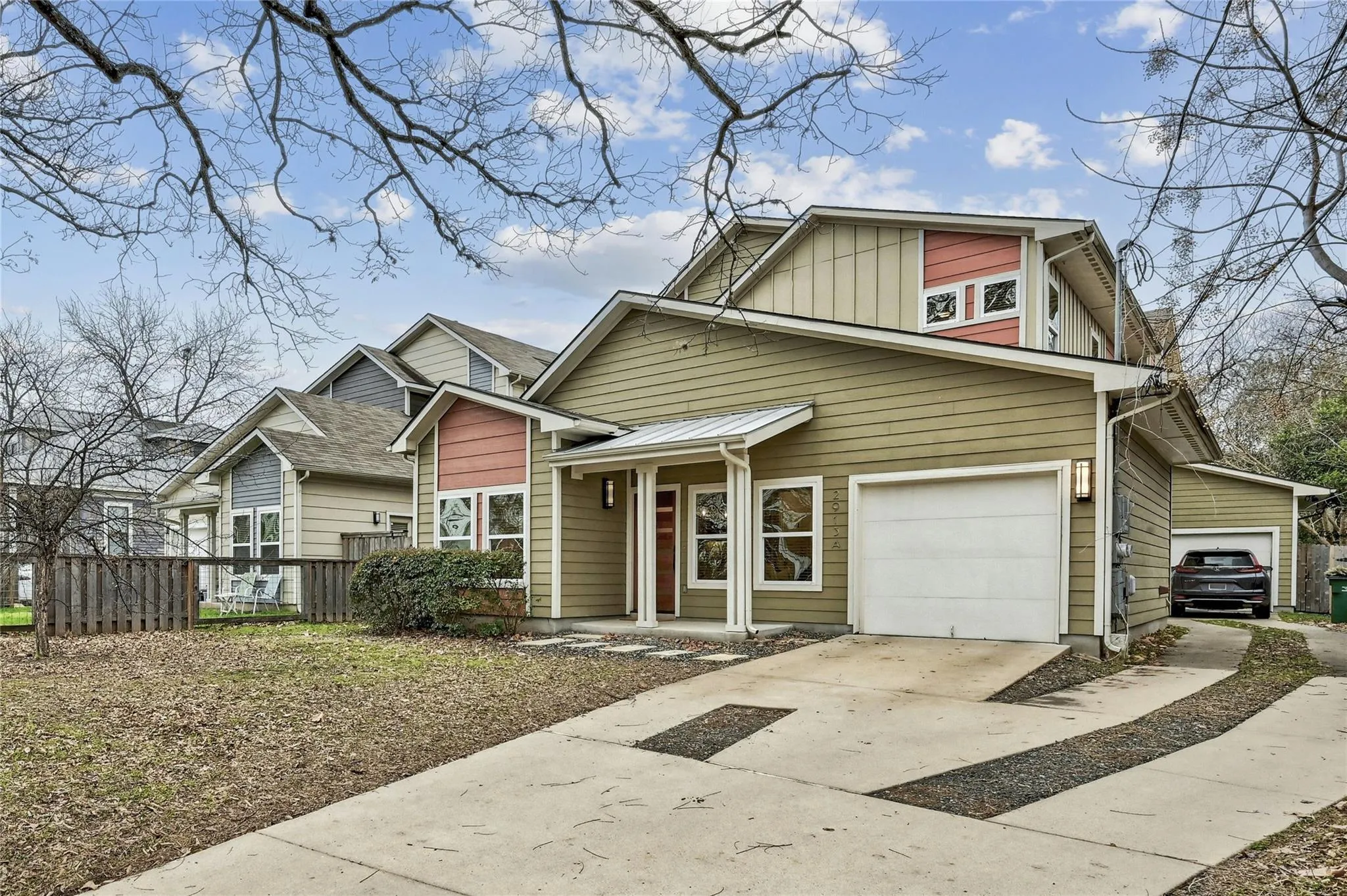 Photo 2 of 2913 GOVALLE AVE #A