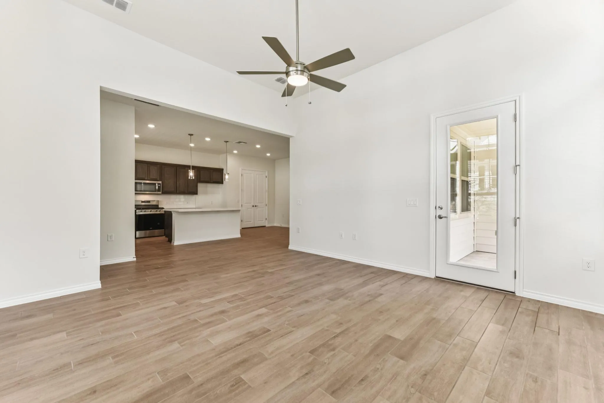 Photo 5 of 104 MACEO WAY #102