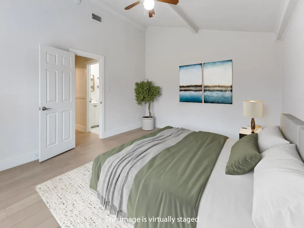 Photo 5 of 1108 VASQUEZ ST