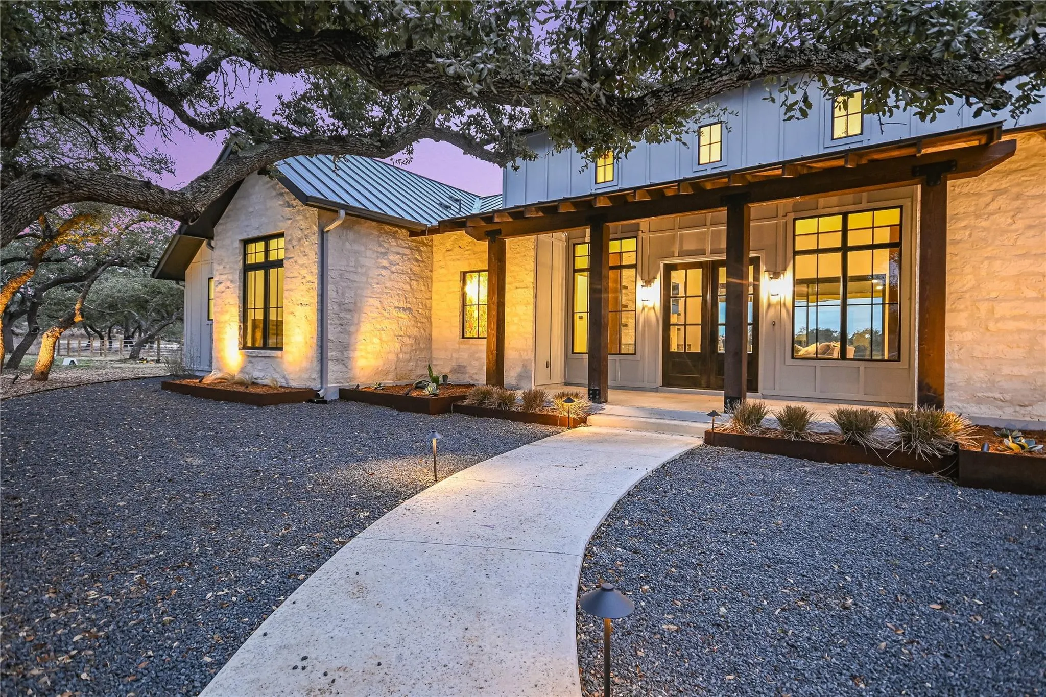 Photo of 207 GWENDOLYNS TRL, Wimberley, TX, 78676