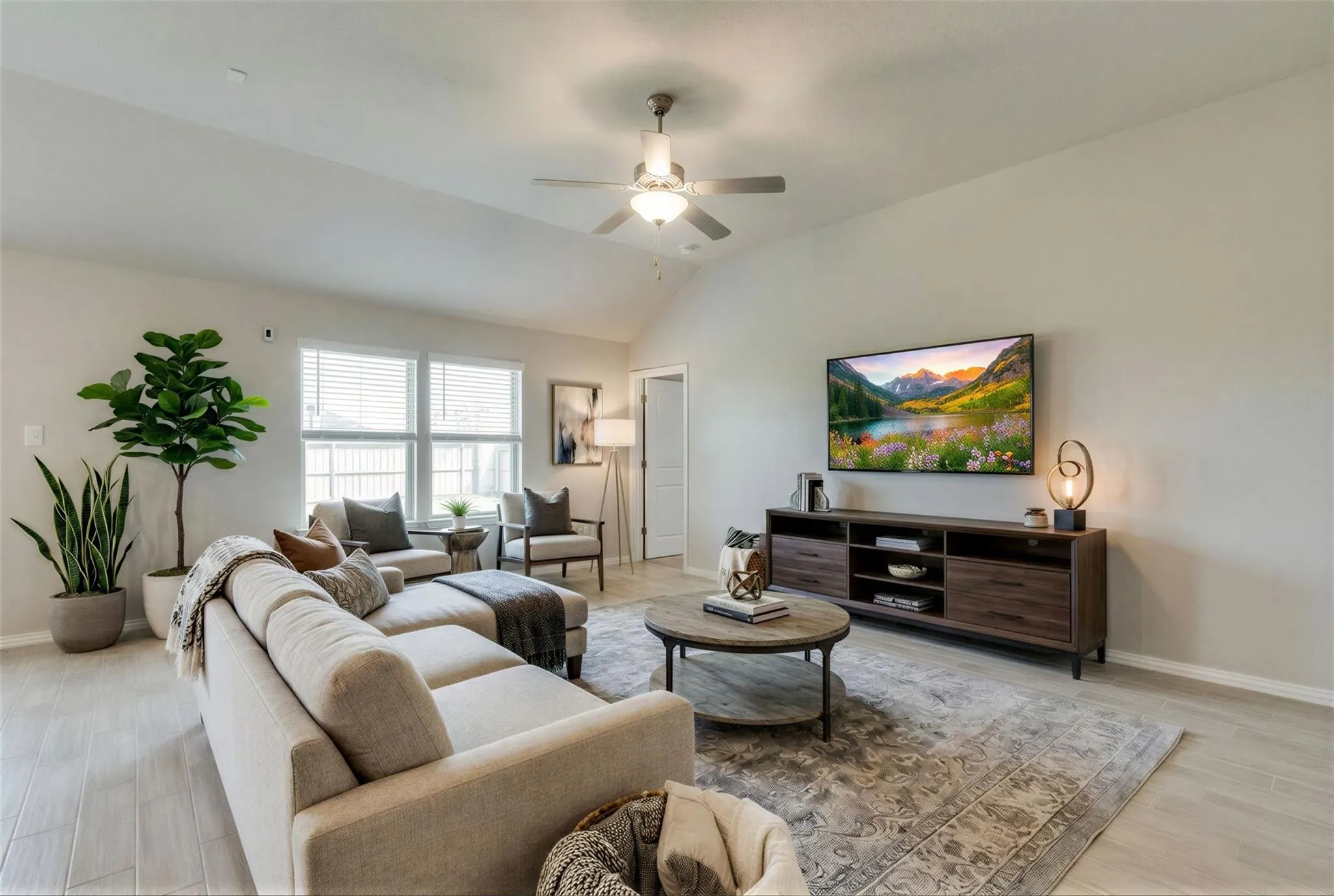 Photo 4 of 132 PERIWINKLE LN