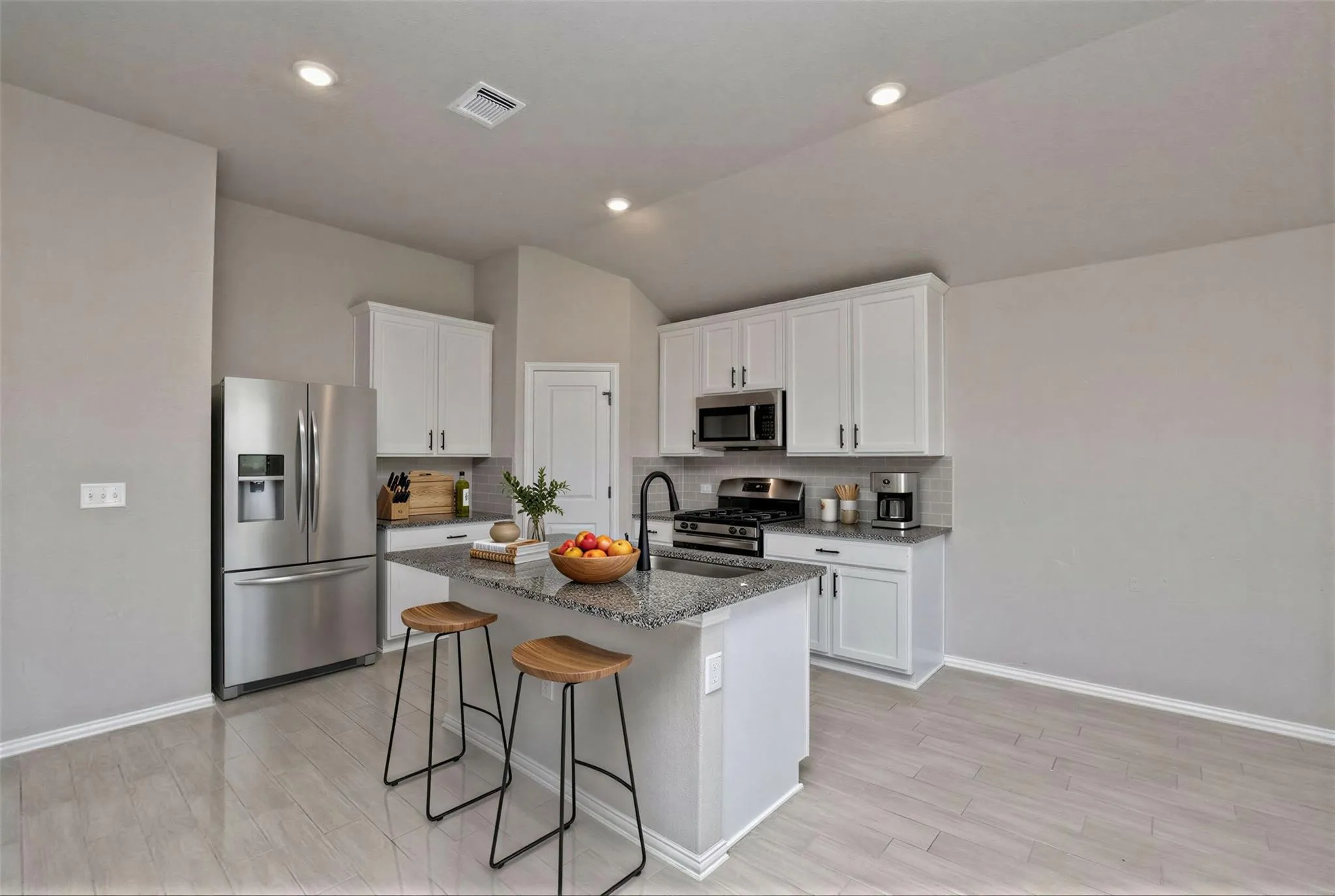 Photo 5 of 132 PERIWINKLE LN