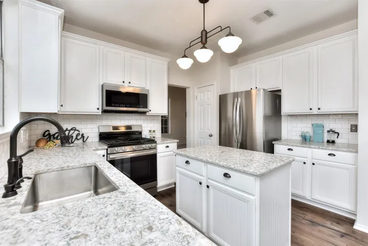 303 Preakness Pl, Georgetown, Texas 78626