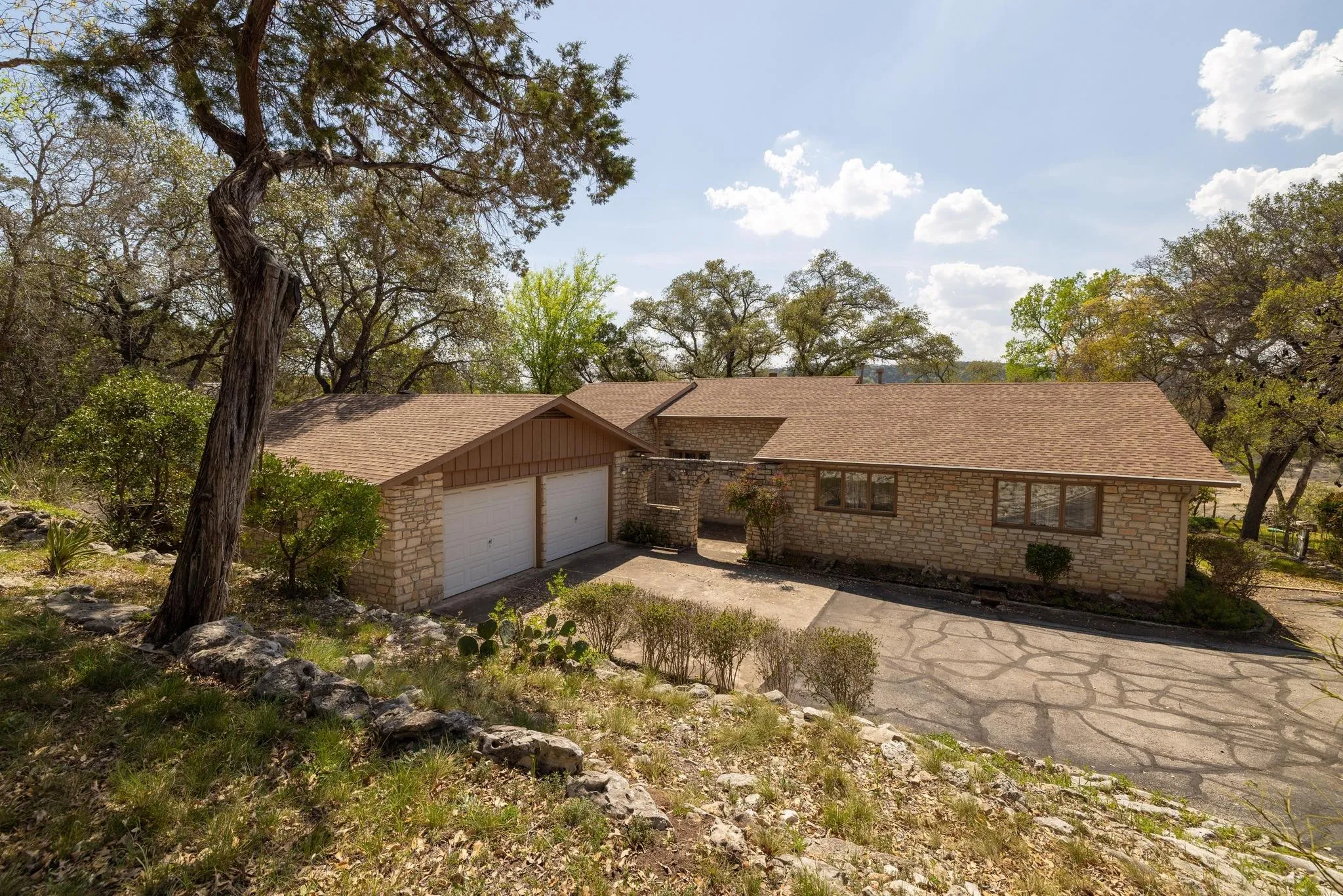 Photo 4 of 10314 W DARLEEN DR