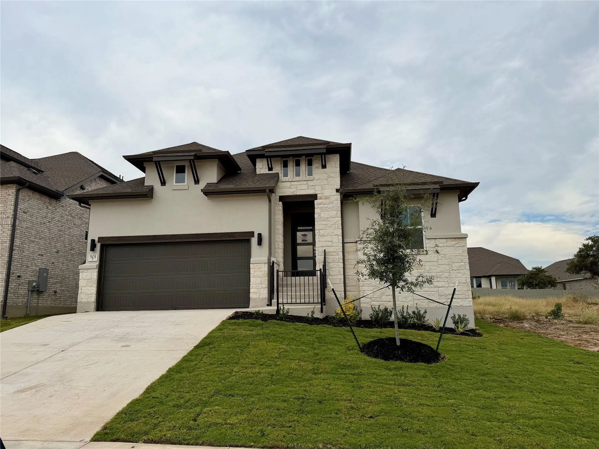 Photo of 501 TEXAS SKY DR, Georgetown, TX, 78628