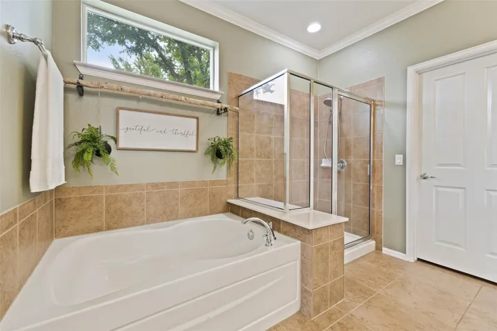 802 Apache Mountain Ln, Georgetown, Texas 78633