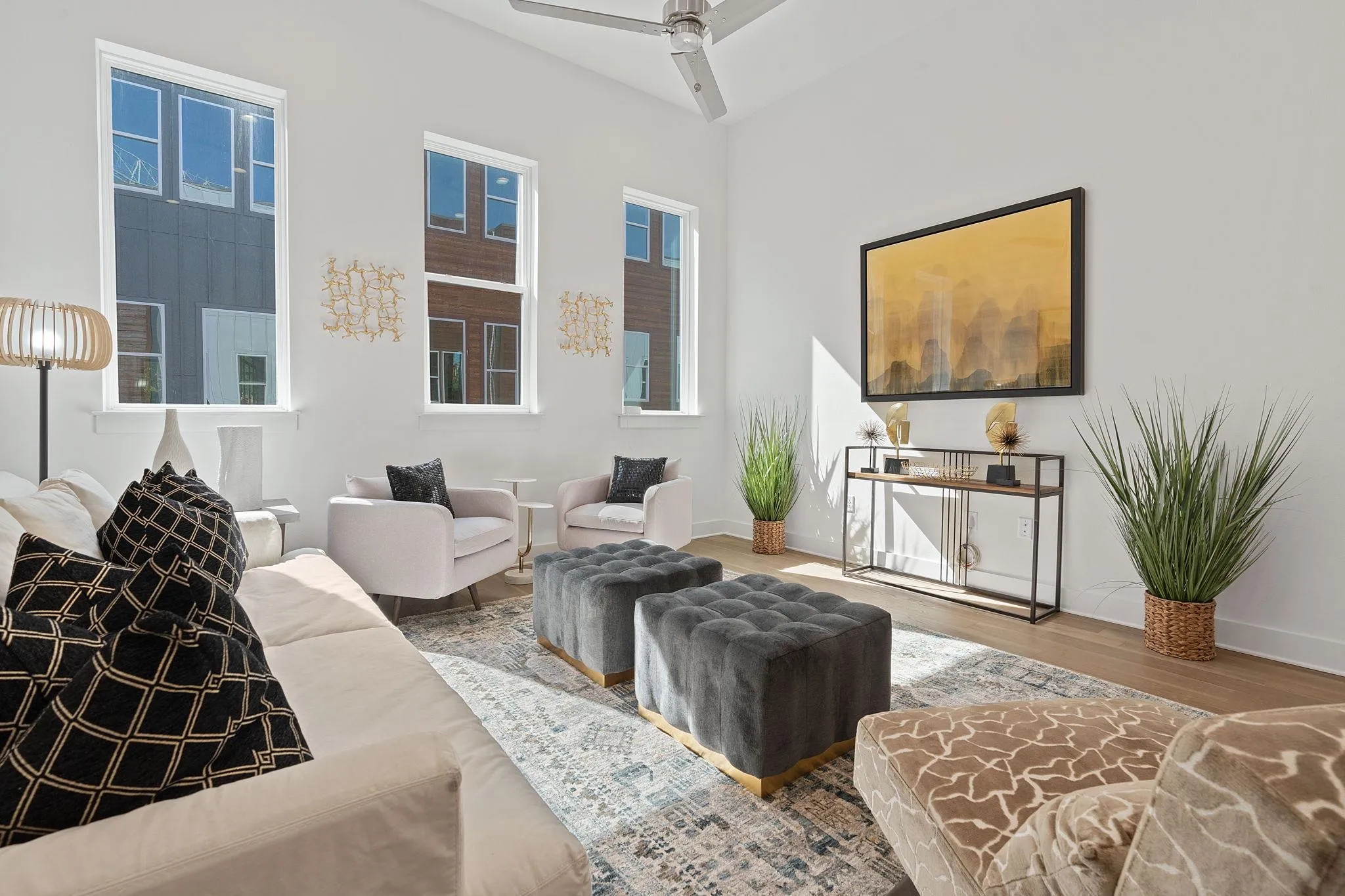 Photo 3 of 2505 BLUEBONNET LN #3