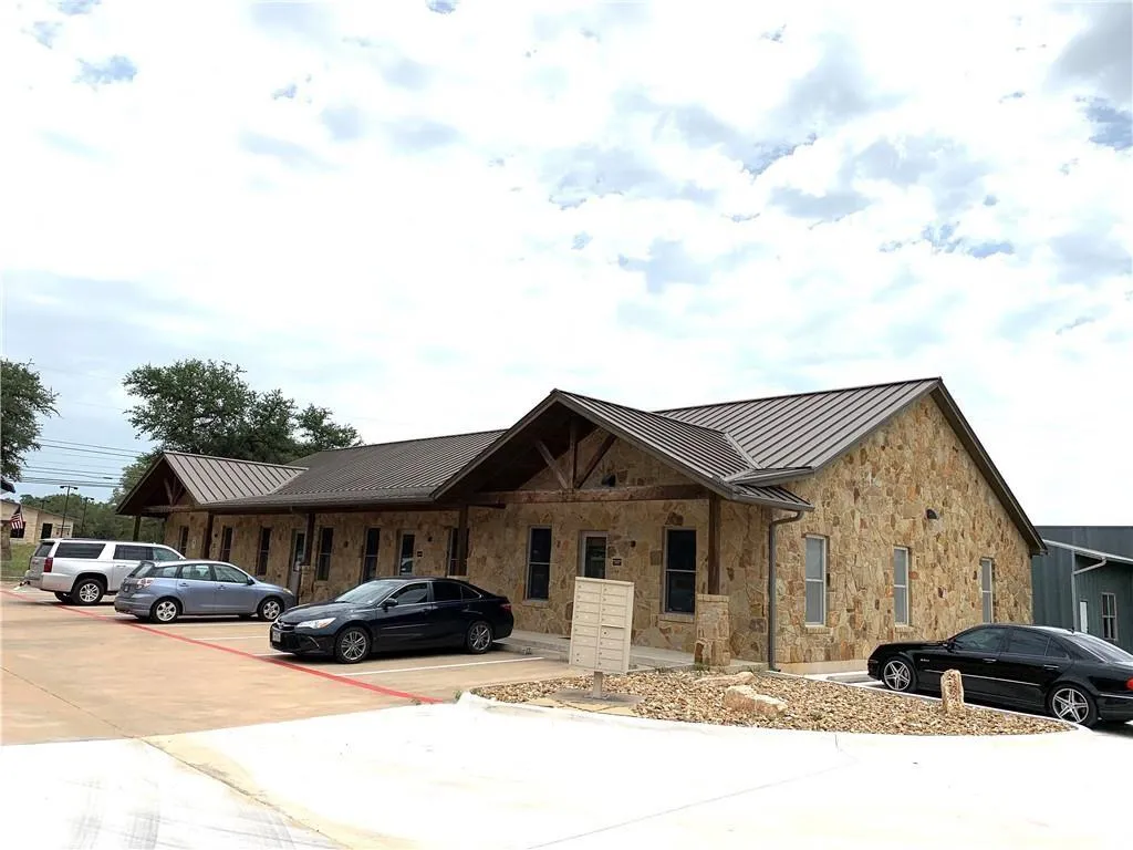 Photo 2 of 701 HIGHWAY 290 NONE W #101