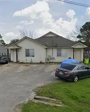 Photo 3 of 251 ZIMMERMAN AVE #A