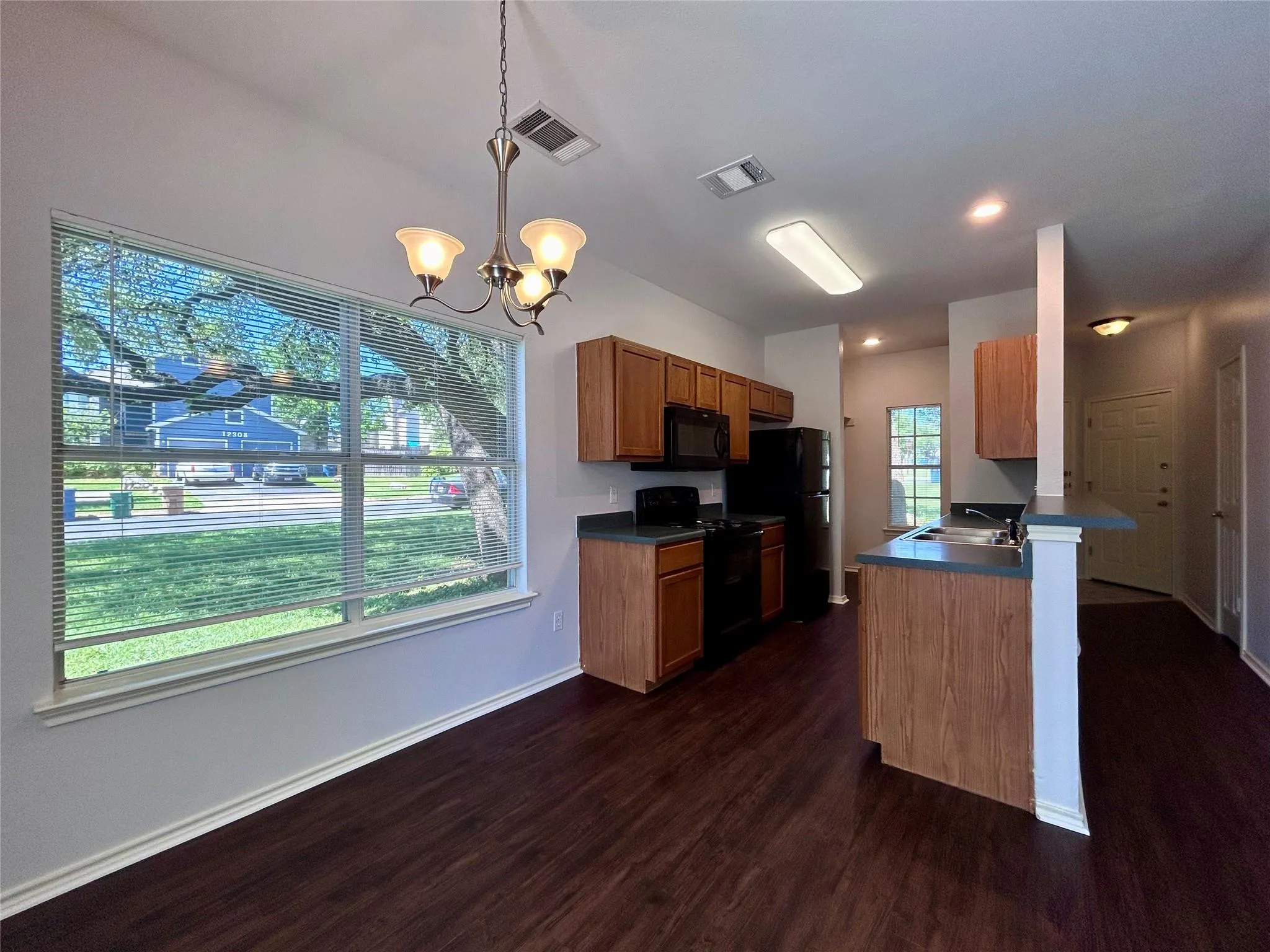 Photo 3 of 12307 ABNEY DR
