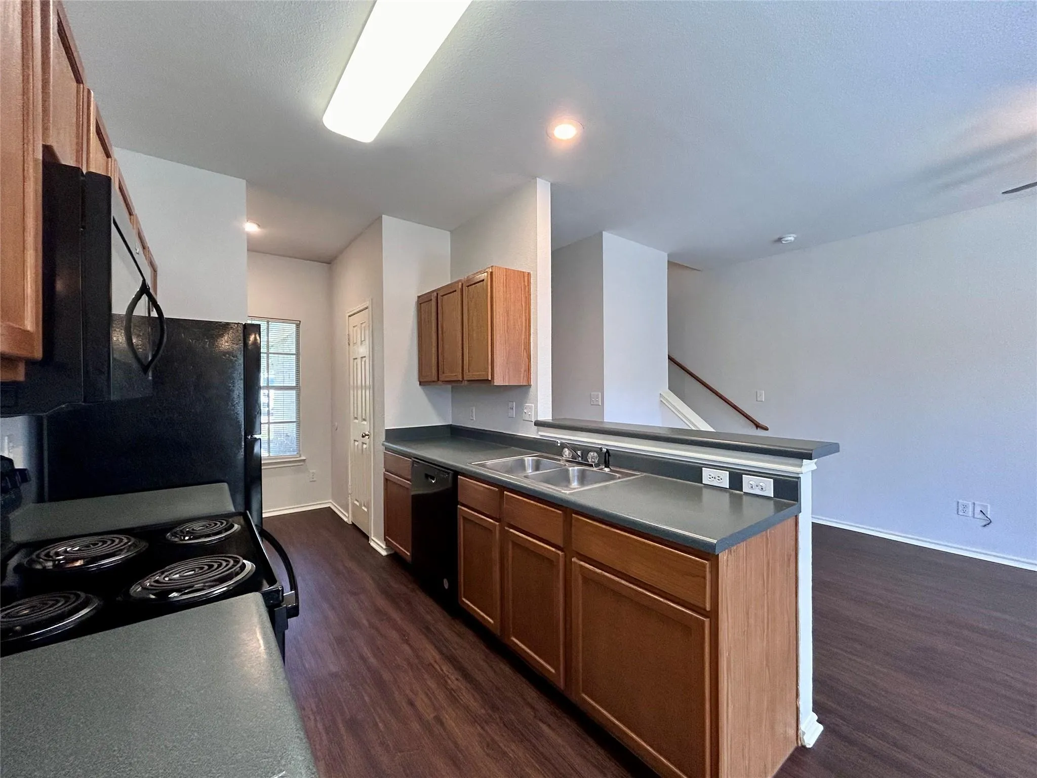 Photo 4 of 12307 ABNEY DR