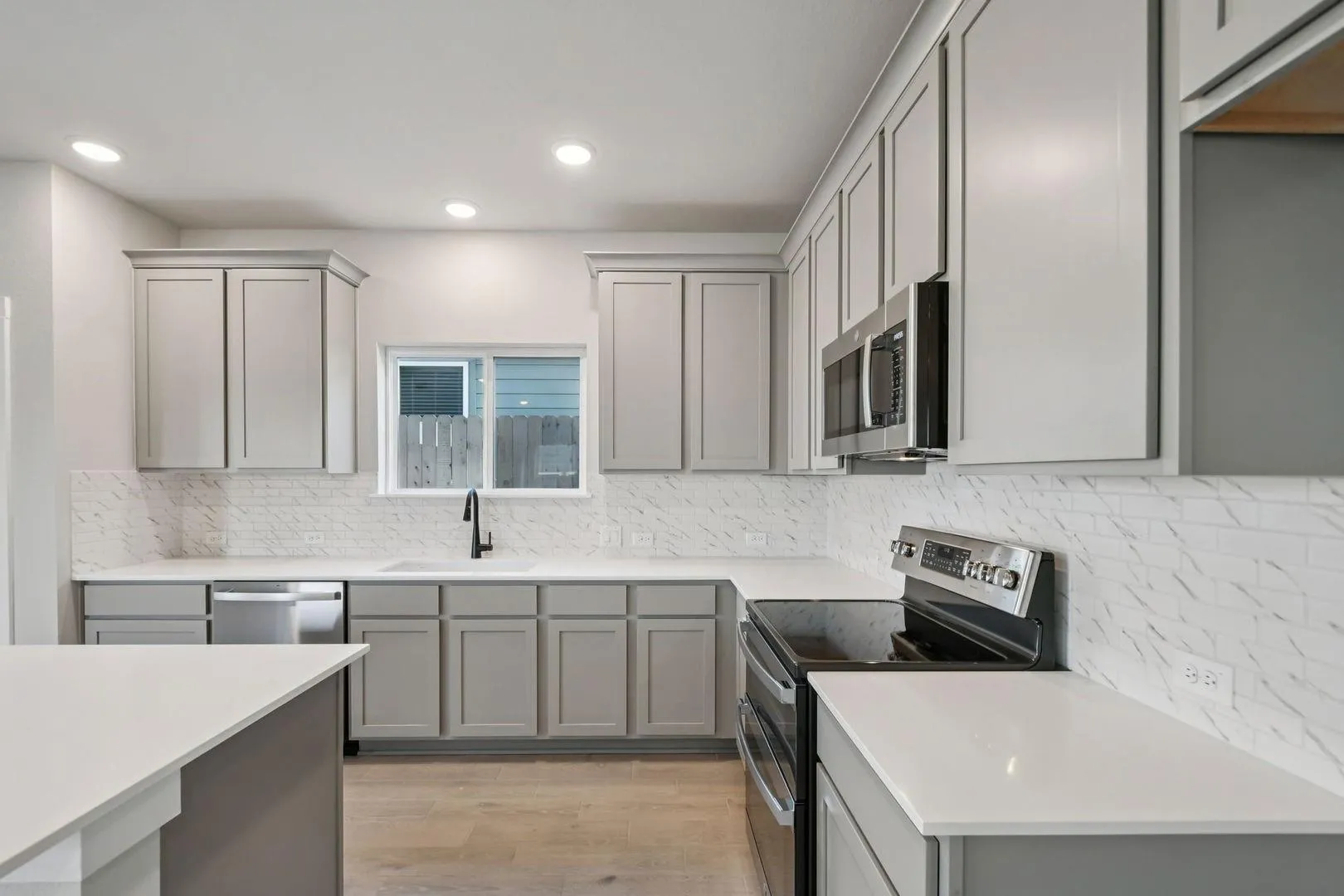 Photo 4 of 9708 PETRICHOR BLVD