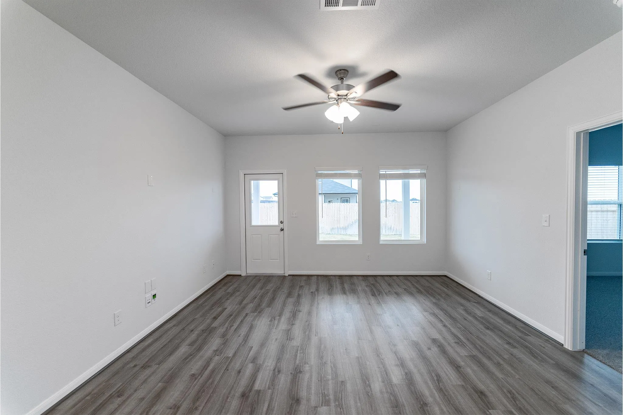 Photo 4 of 729 BARBARY COAST LN