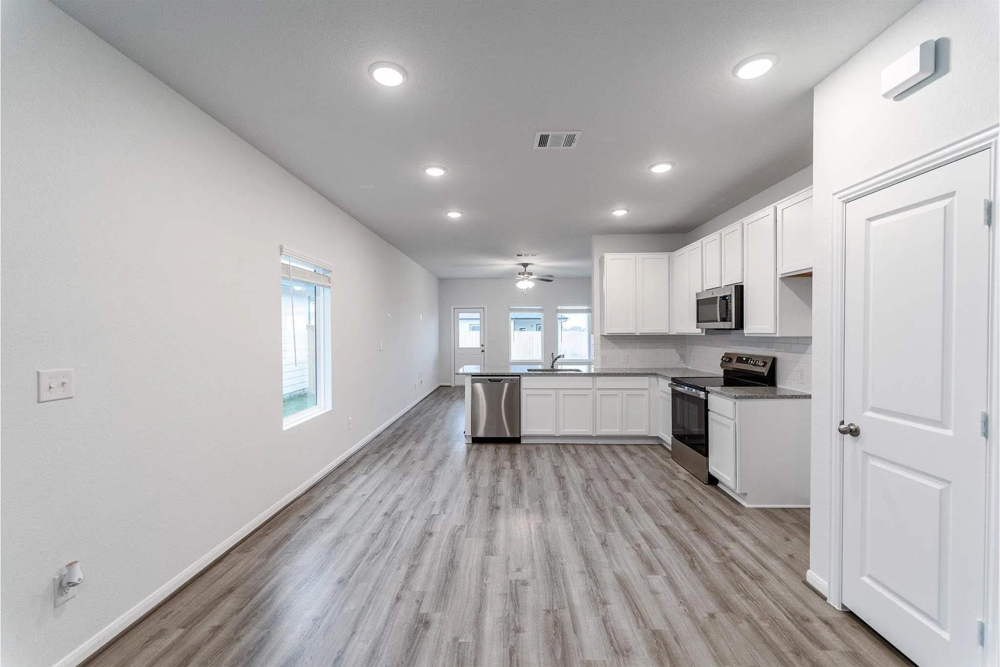 Photo 3 of 729 BARBARY COAST LN
