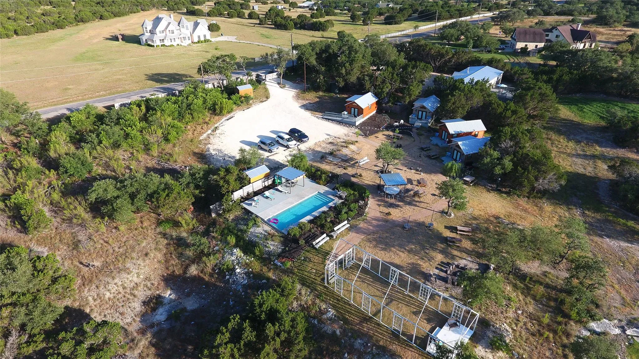 Photo 2 of 806 BELL SPRINGS RD