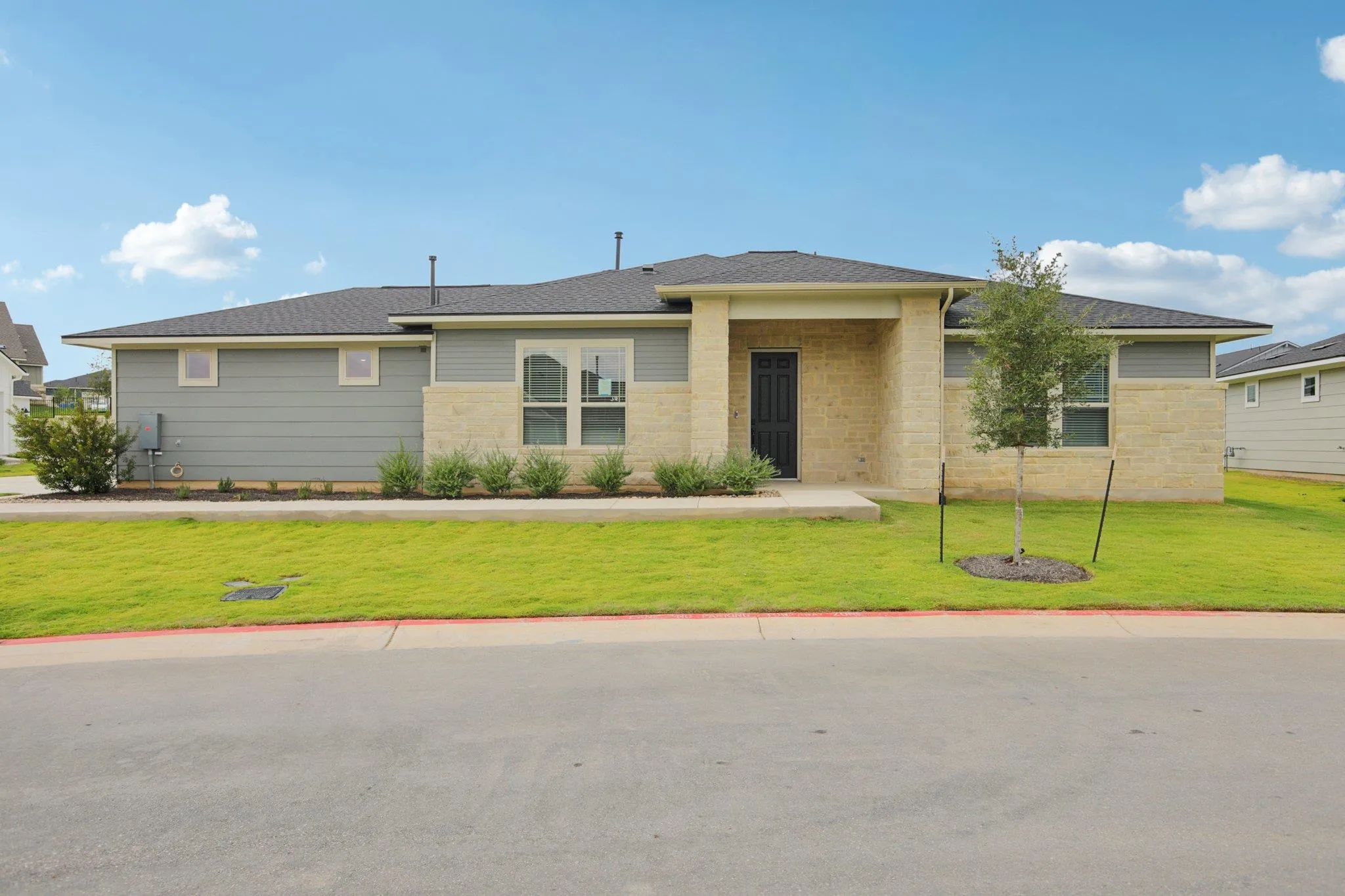 Photo of 105 ANTOINETTE WAY #101, San Marcos, TX, 78666