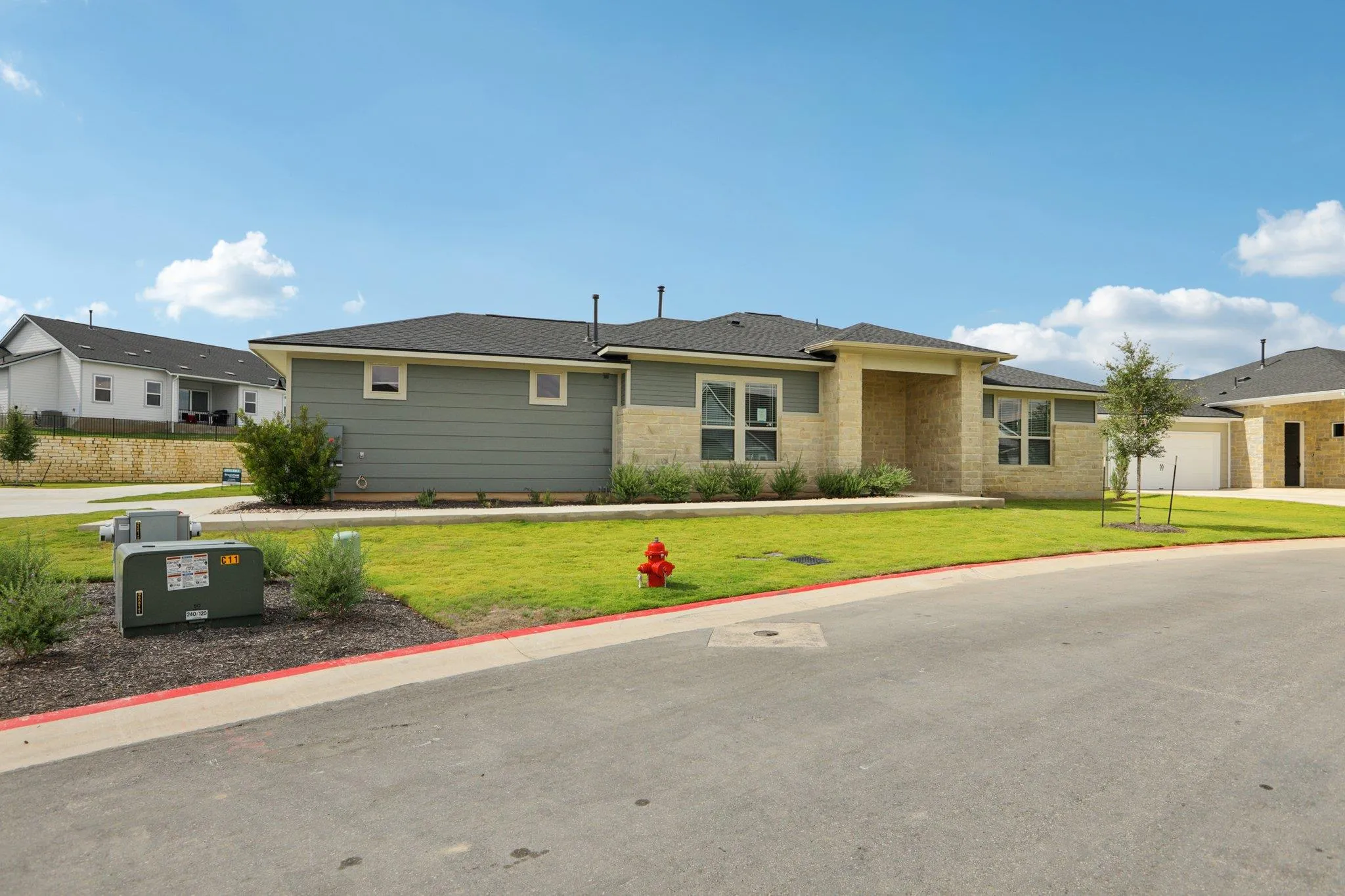 Photo 2 of 105 ANTOINETTE WAY #101