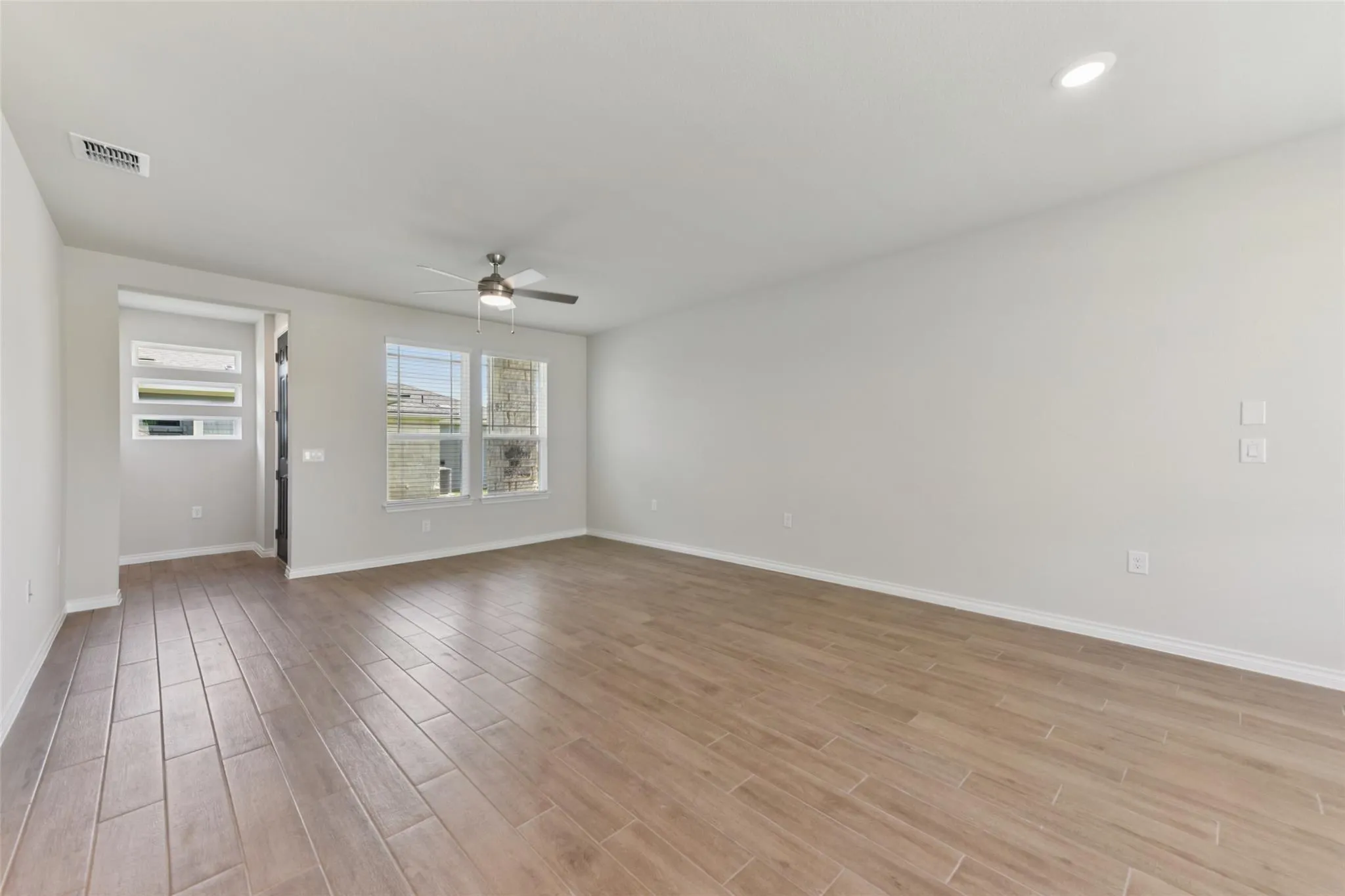 Photo 2 of 105 ANTOINETTE WAY #103