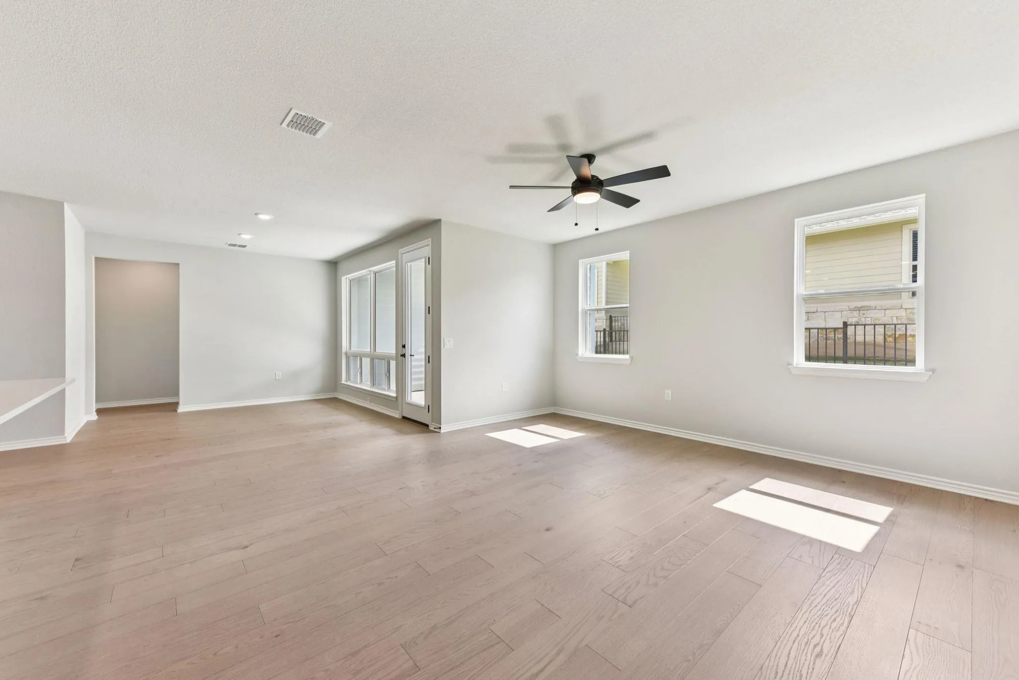 Photo 5 of 127 ANTOINETTE WAY