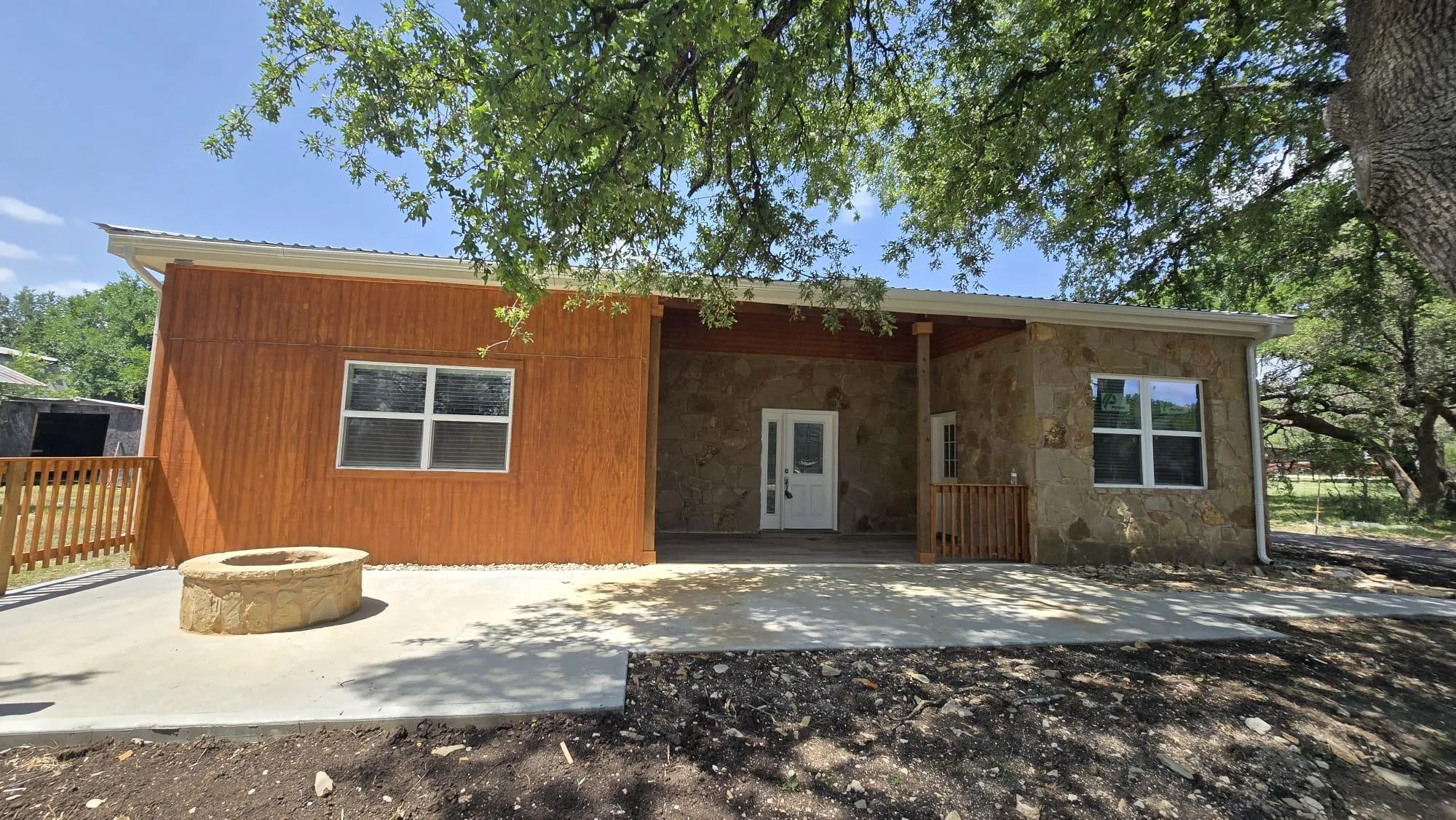 Photo of 305 REMUDA DR, Liberty Hill, TX, 78642