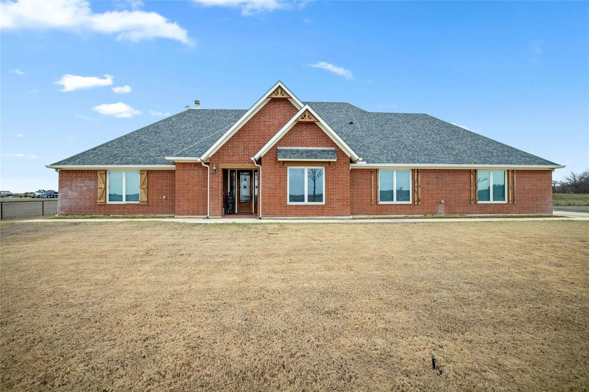 Photo of 1800 COUNTY ROAD 305, Jarrell, TX, 76537