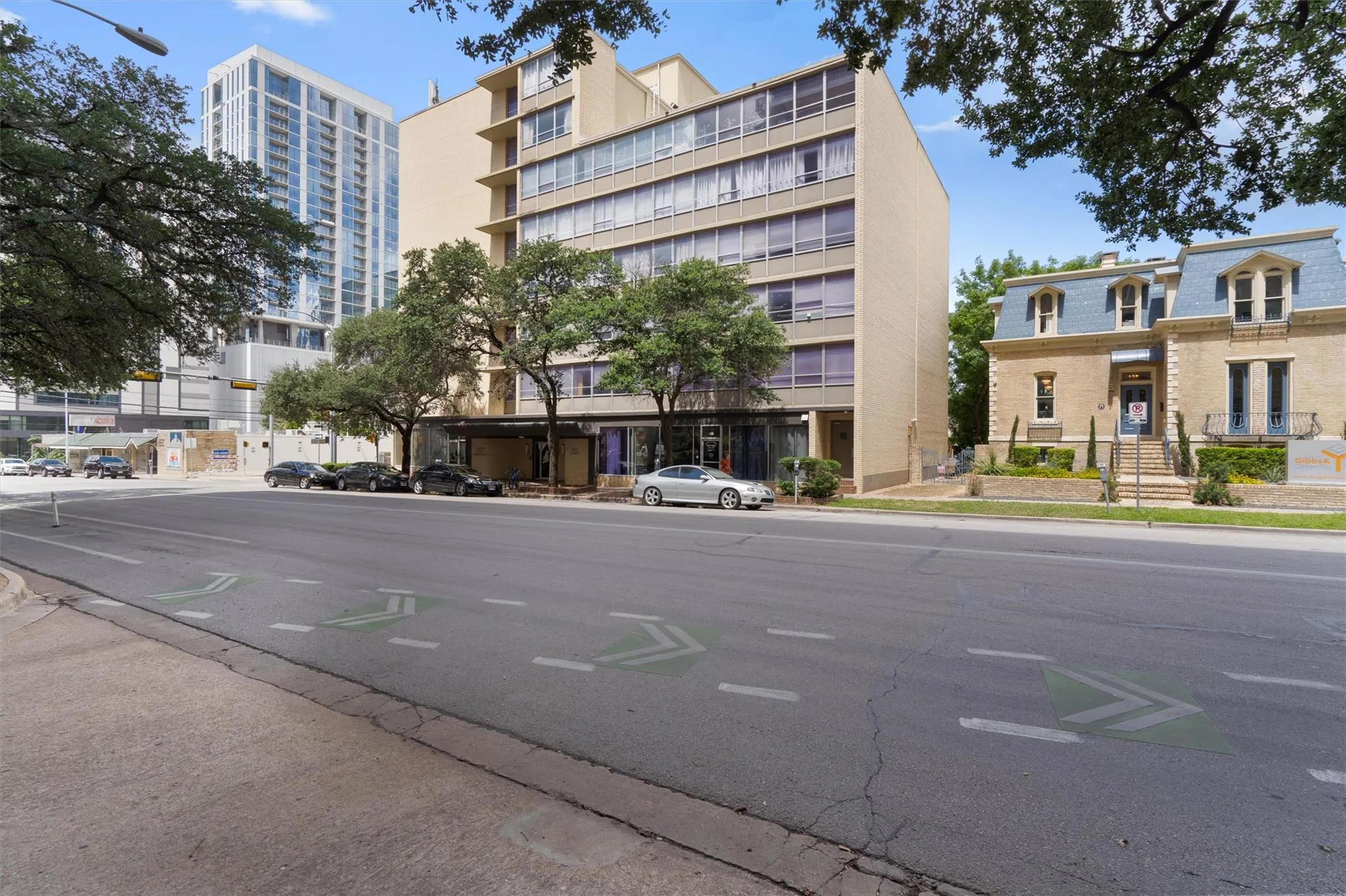 Photo 3 of 1800 LAVACA ST #A108