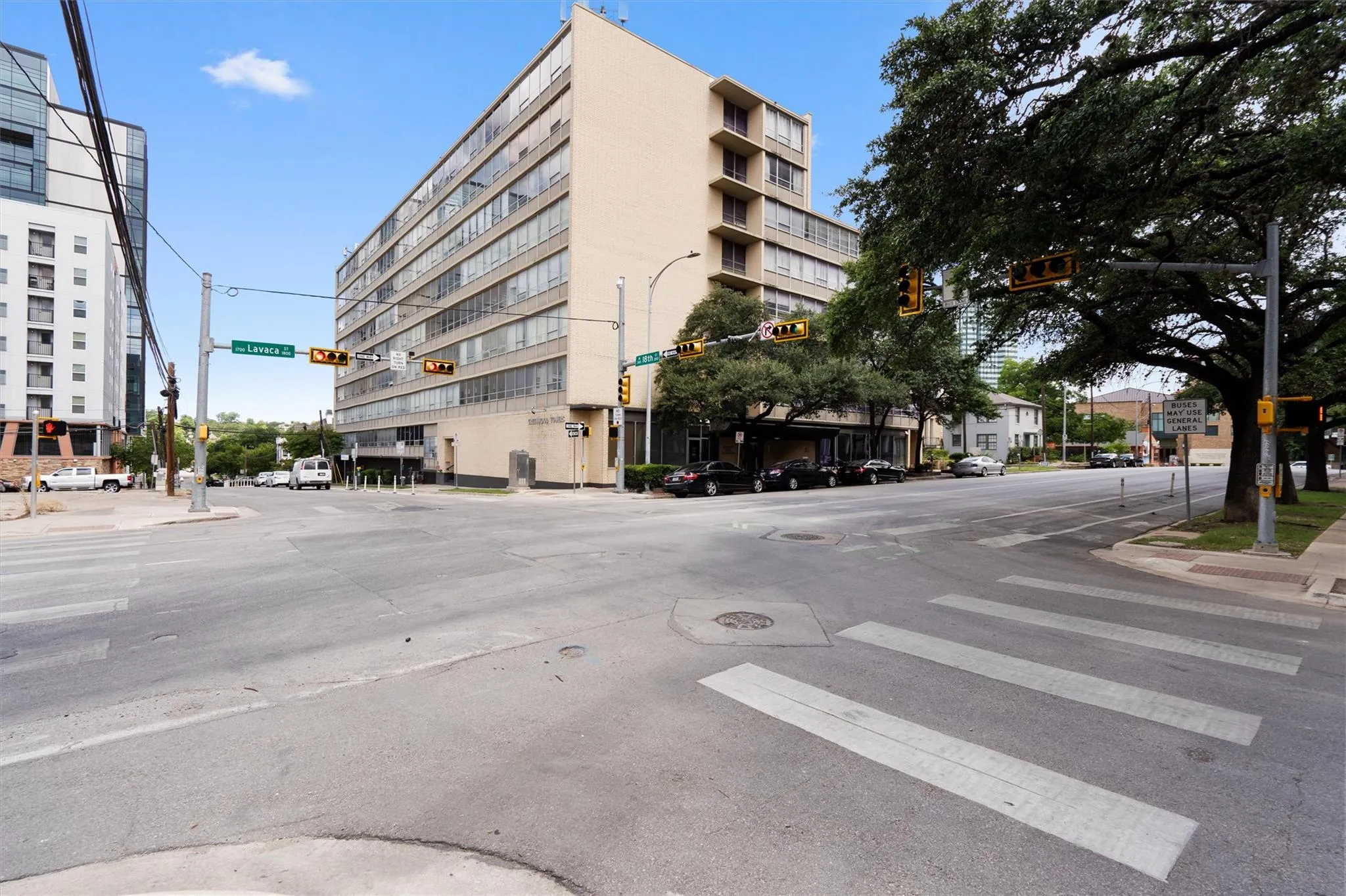 Photo 4 of 1800 LAVACA ST #A108