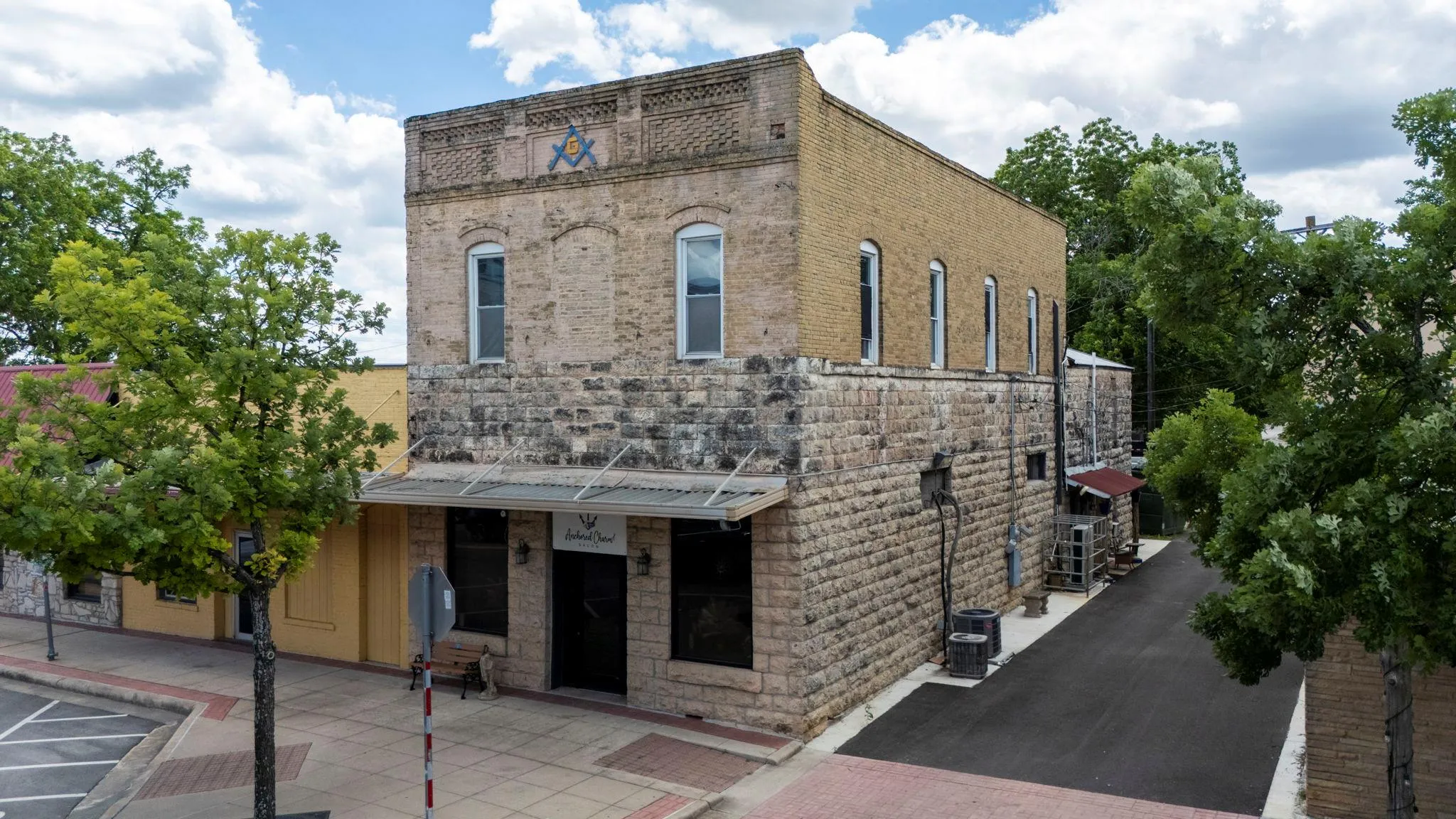 Photo of 107 W CENTER ST, Kyle, TX, 78640