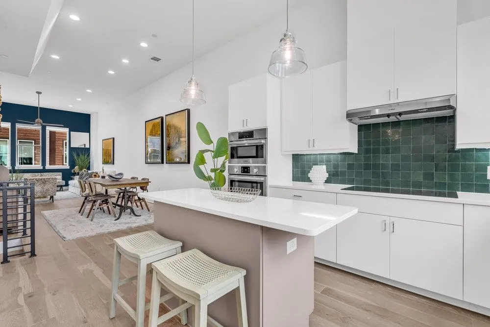 Photo of 2505 BLUEBONNET AVE #5, Austin, TX, 78704