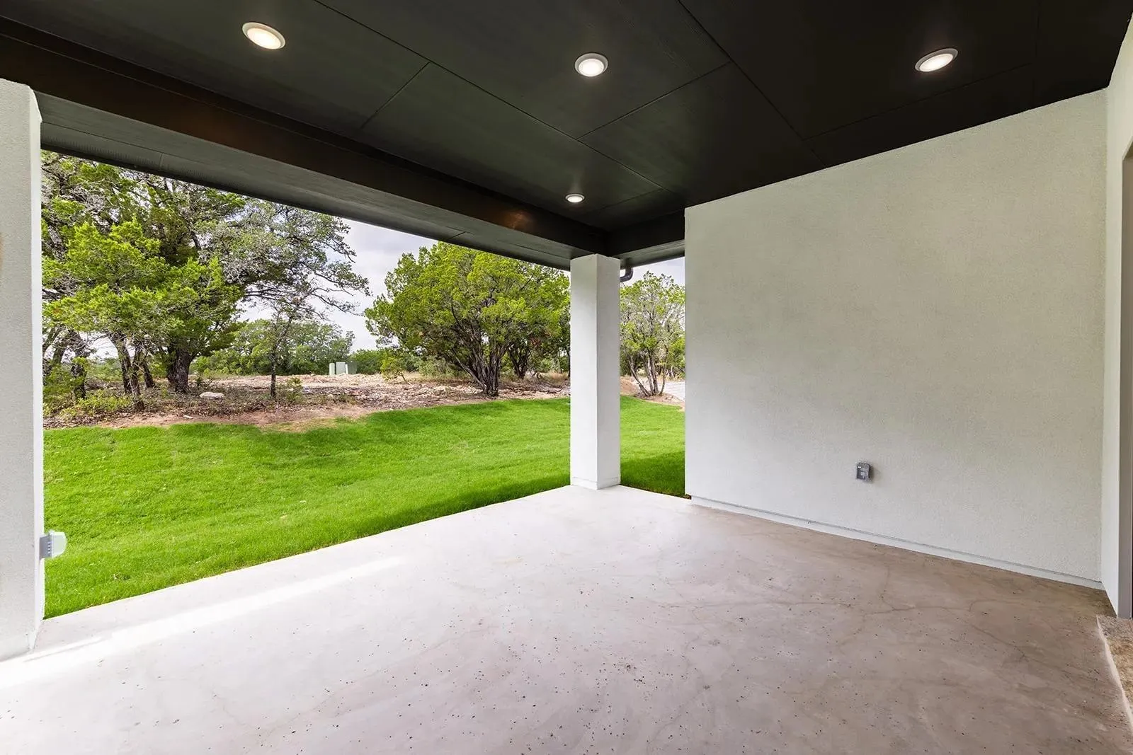 Photo 5 of 6716 LIBERTY GROTTO CT