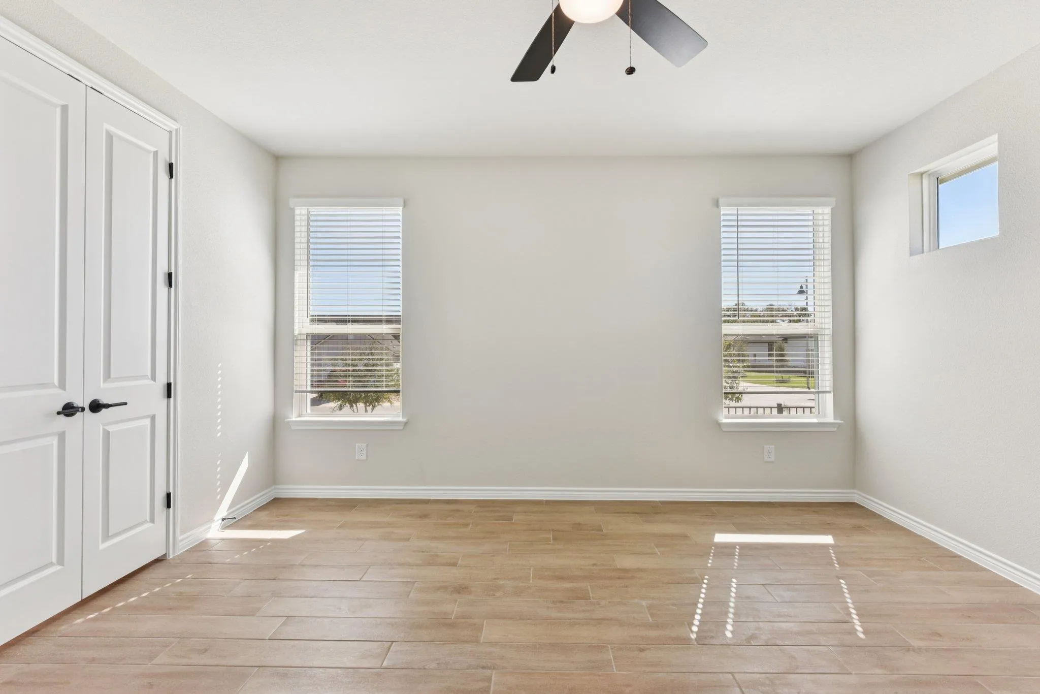 Photo 5 of 153 ANTOINETTE WAY #102