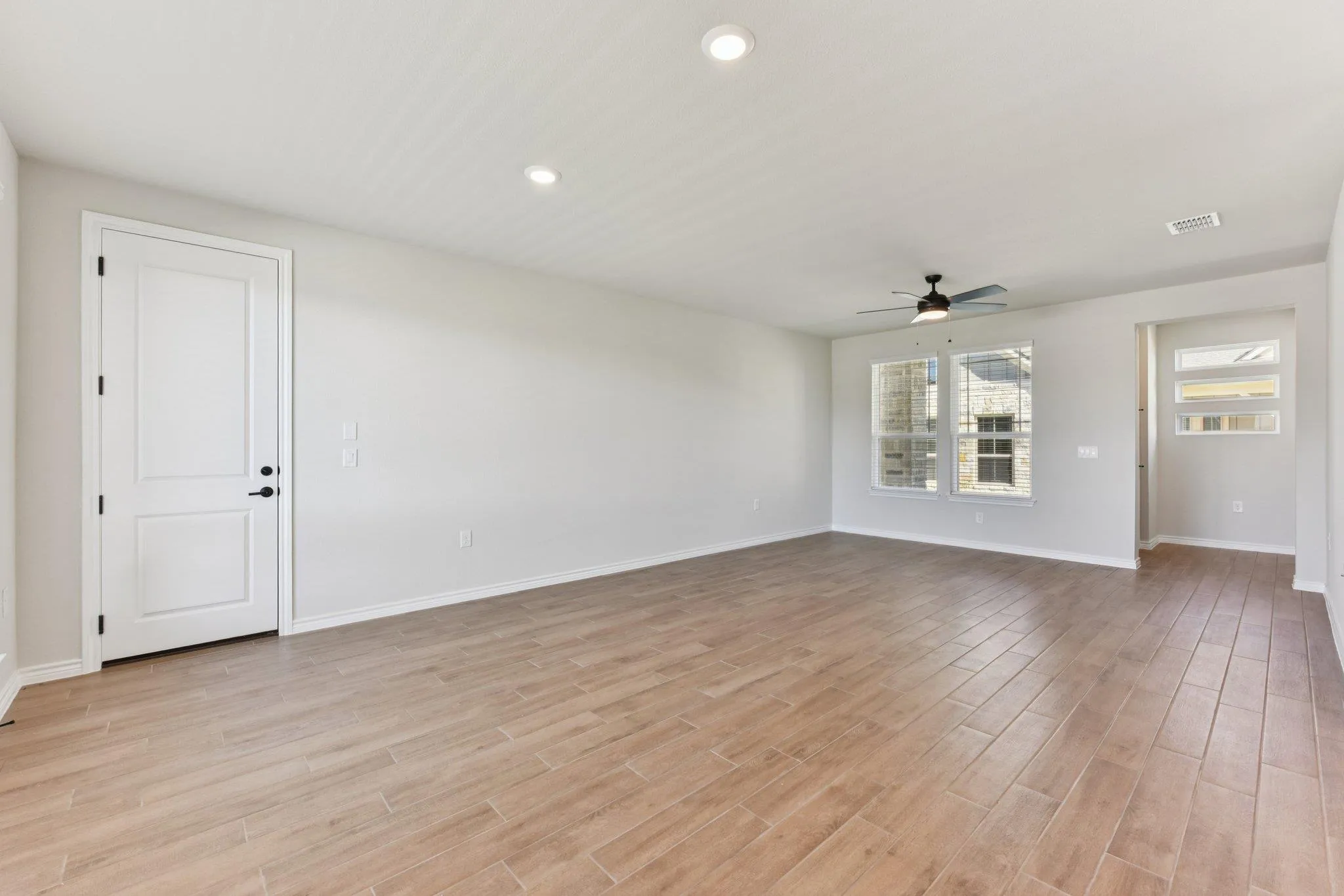 Photo 5 of 153 ANTOINETTE WAY #102