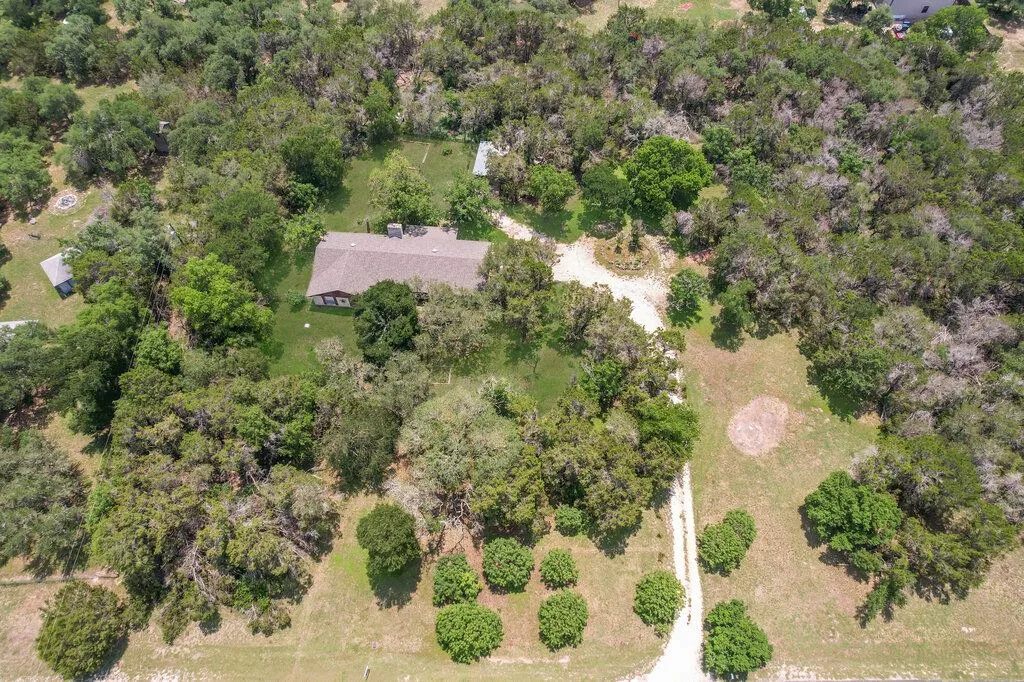 Photo of 301 NAVAJO TRL, Georgetown, TX, 78633
