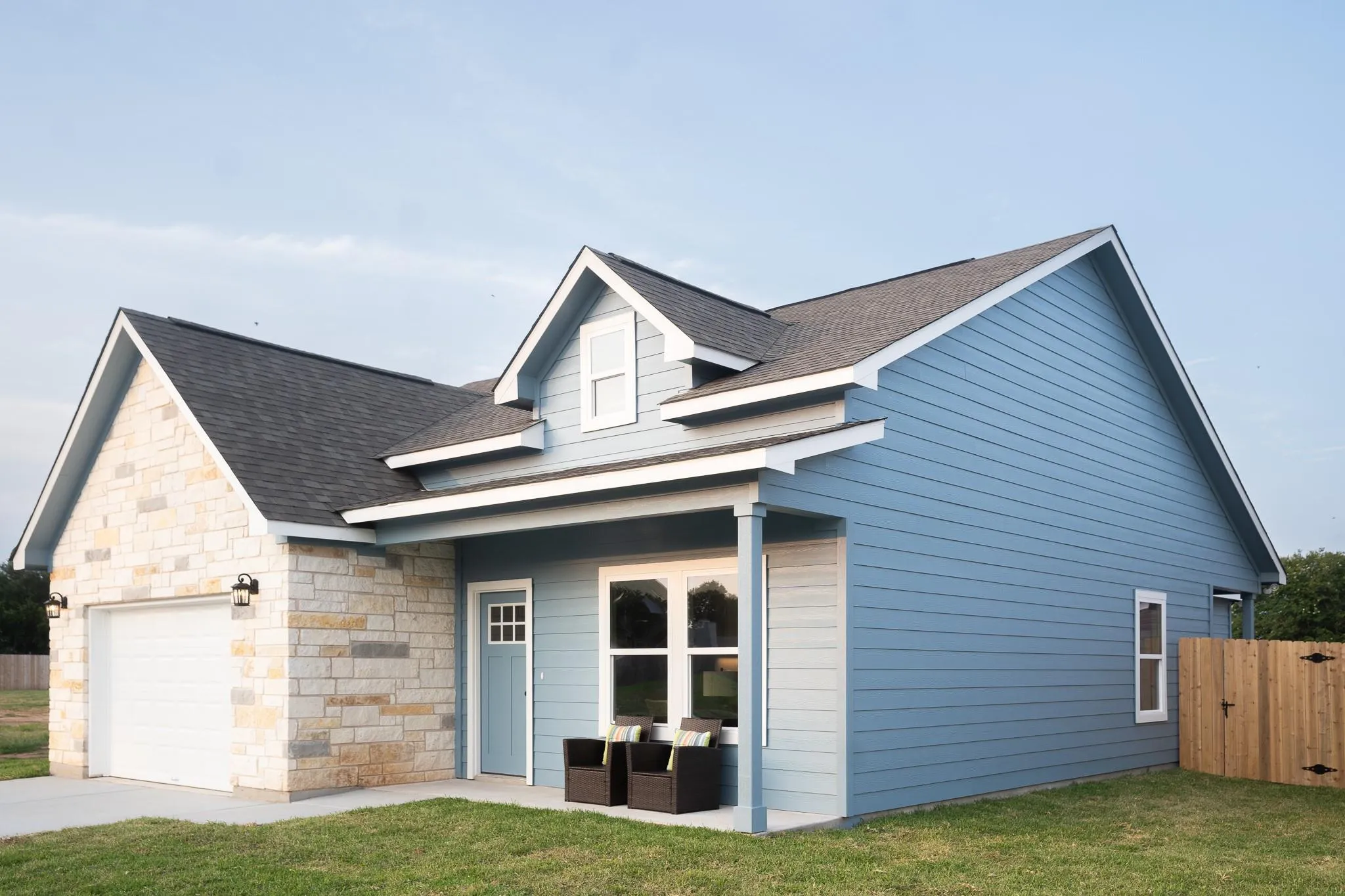 Photo of 306 STRING PRAIRIE WAY, Smithville, TX, 78957