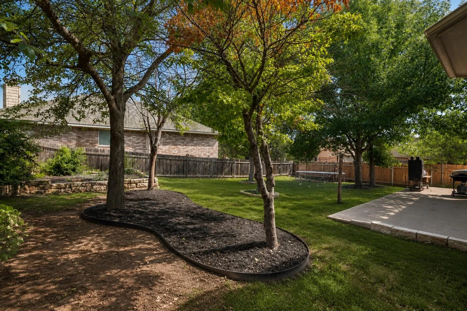 Photo 5 of 504 CHAPARRAL DR