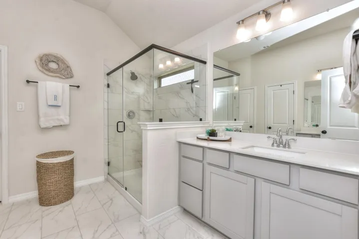311 Westfield St, Hutto, Texas 78634