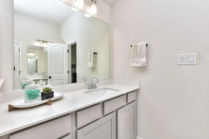 311 Westfield St, Hutto, Texas 78634