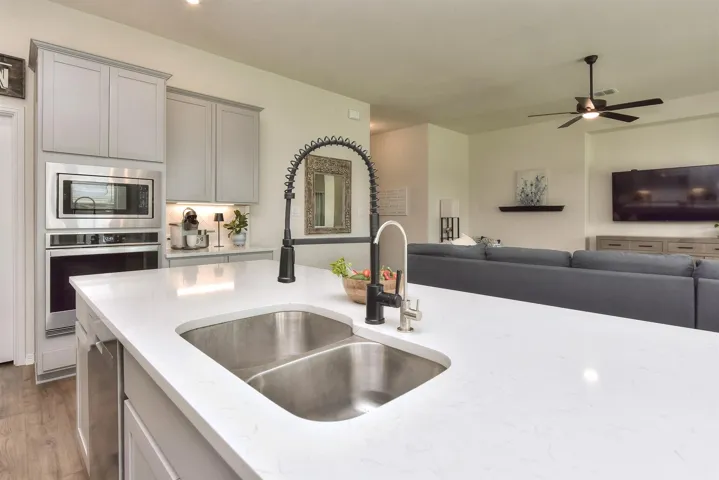 311 Westfield St, Hutto, Texas 78634