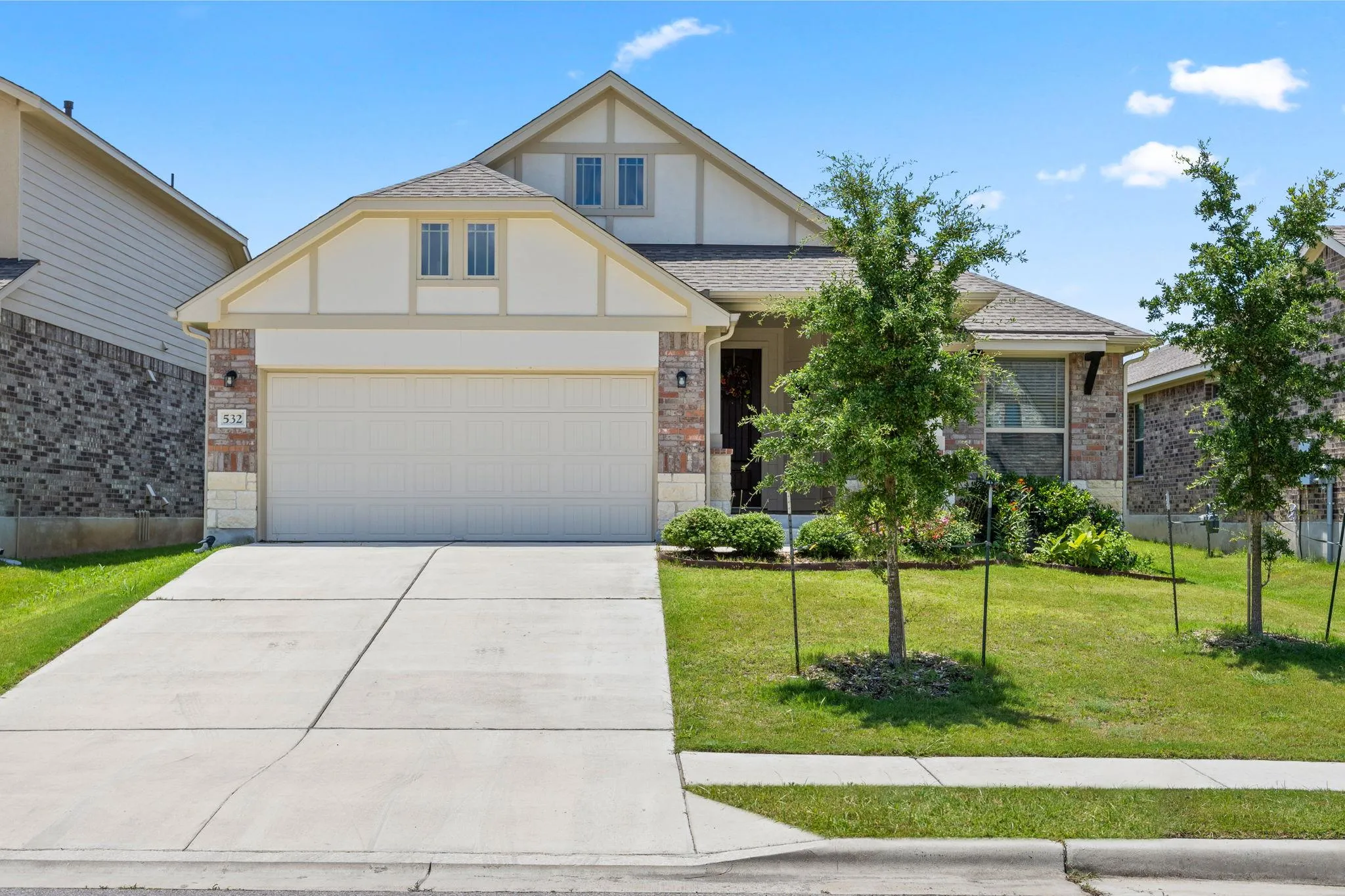 Photo of 532 ELM GREEN ST, Hutto, TX, 78634