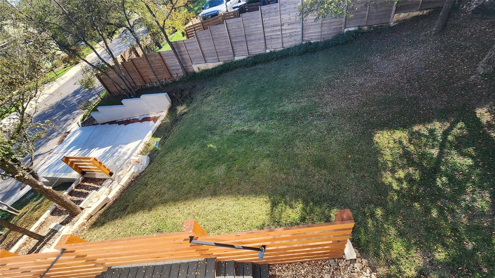 Photo 5 of 1134 LOTT AVE