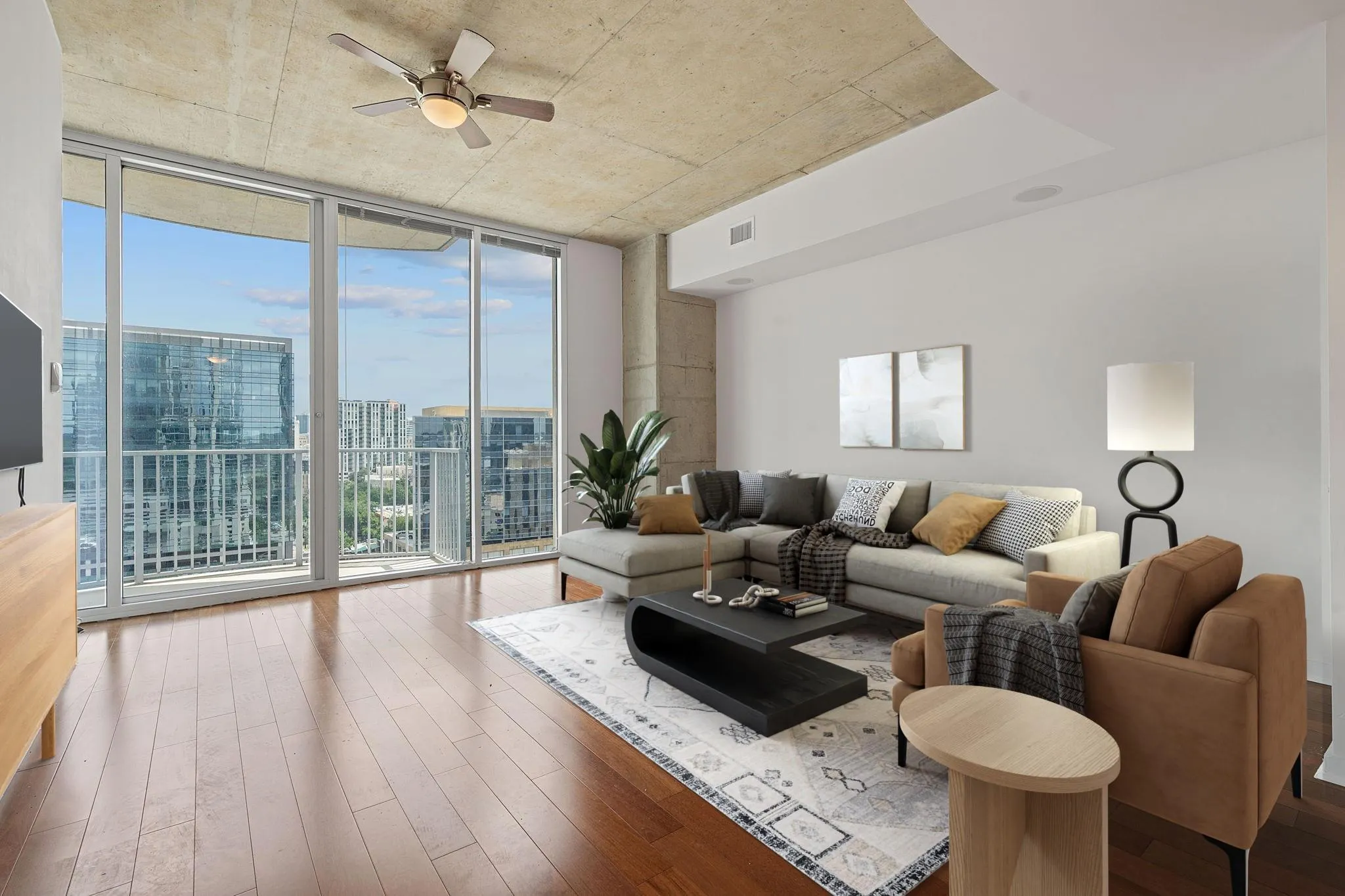 Photo 3 of 360 NUECES ST #1518