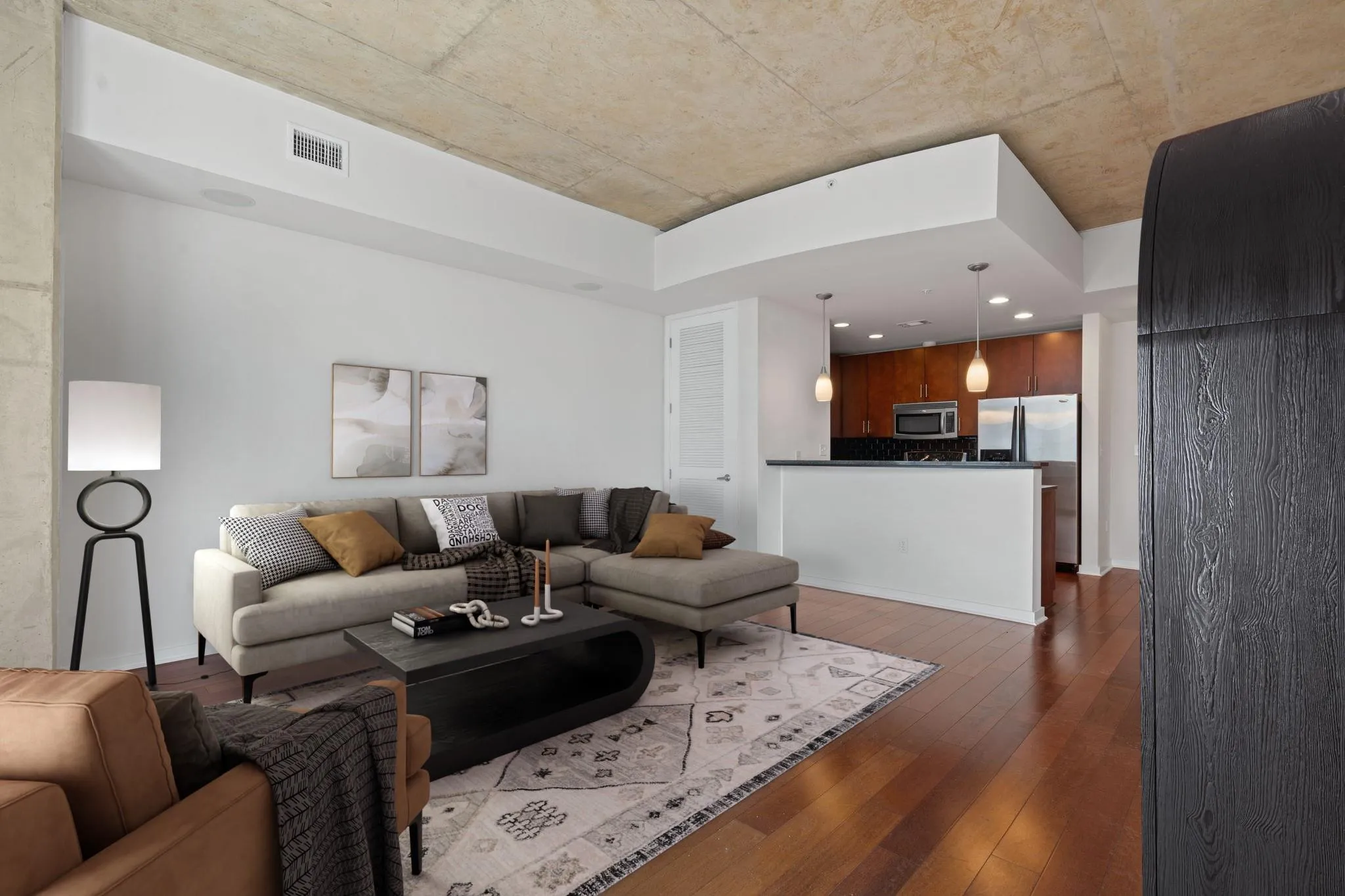 Photo 5 of 360 NUECES ST #1518