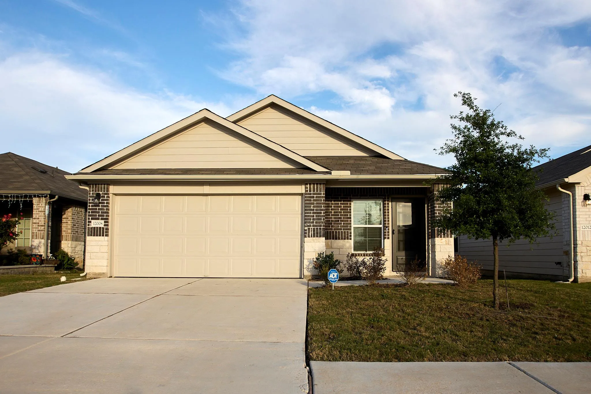 Photo of 12008 ROVING PASS, Elgin, TX, 78621