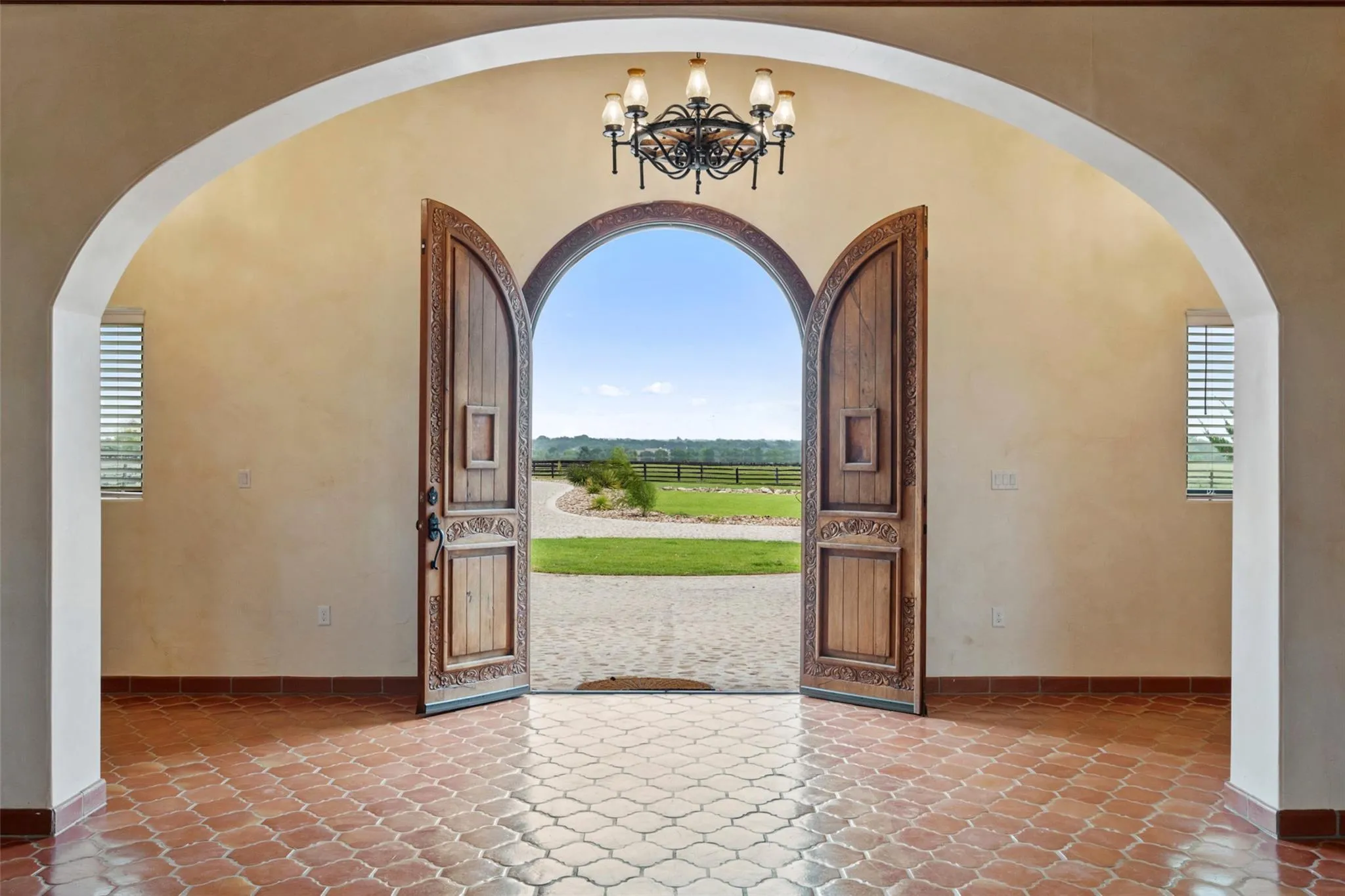 Photo 5 of 108 COUNTRY VISTA LN