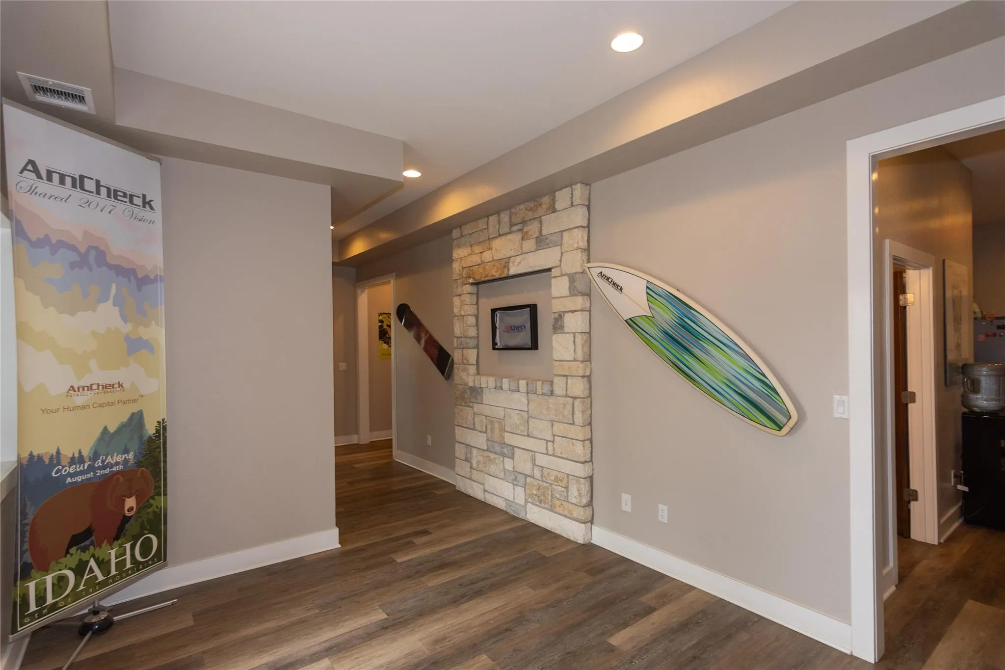 Photo 4 of 275 FROG POND LN