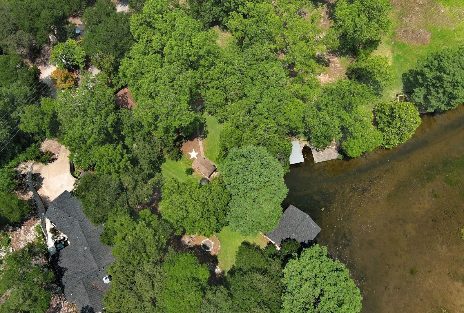 Photo 3 of 4703 LAGUNA LN