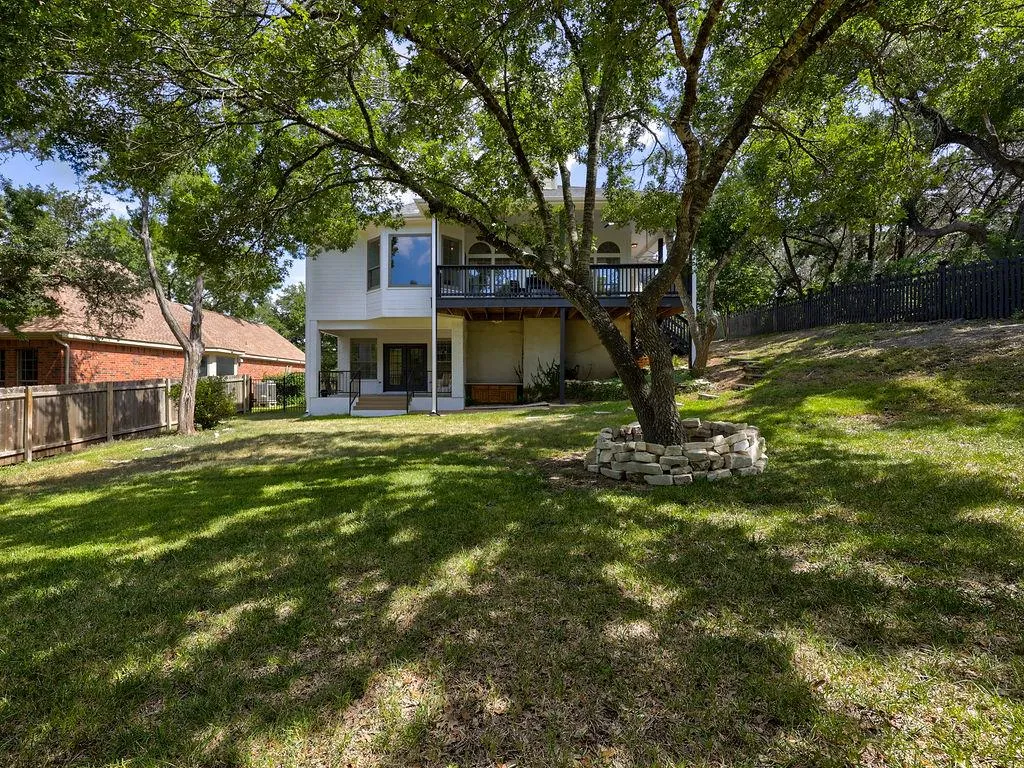 Photo 3 of 9902 SCENIC BLUFF DR