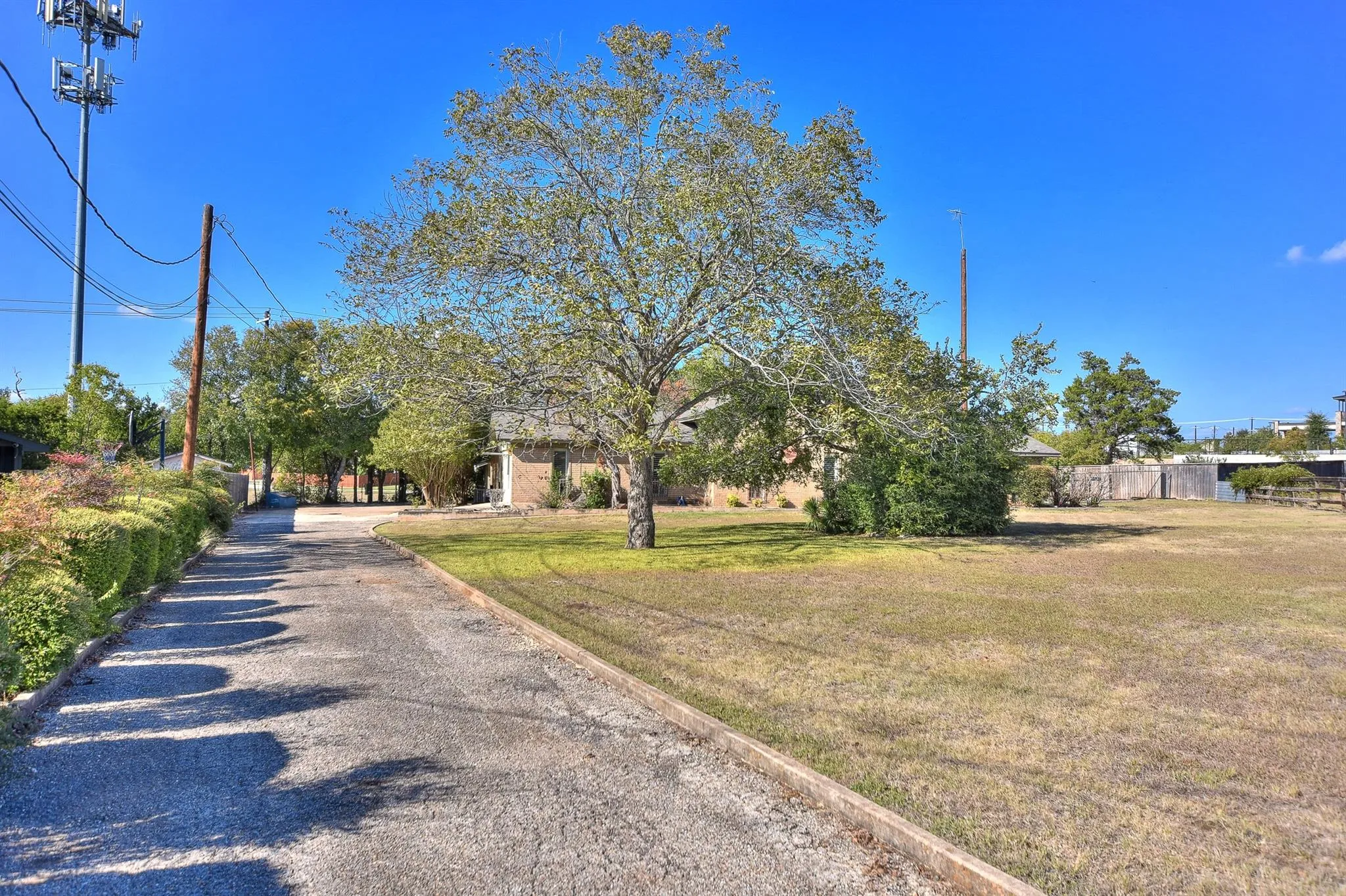 Photo of 118 OAK RIDGE CIR, Georgetown, TX, 78628