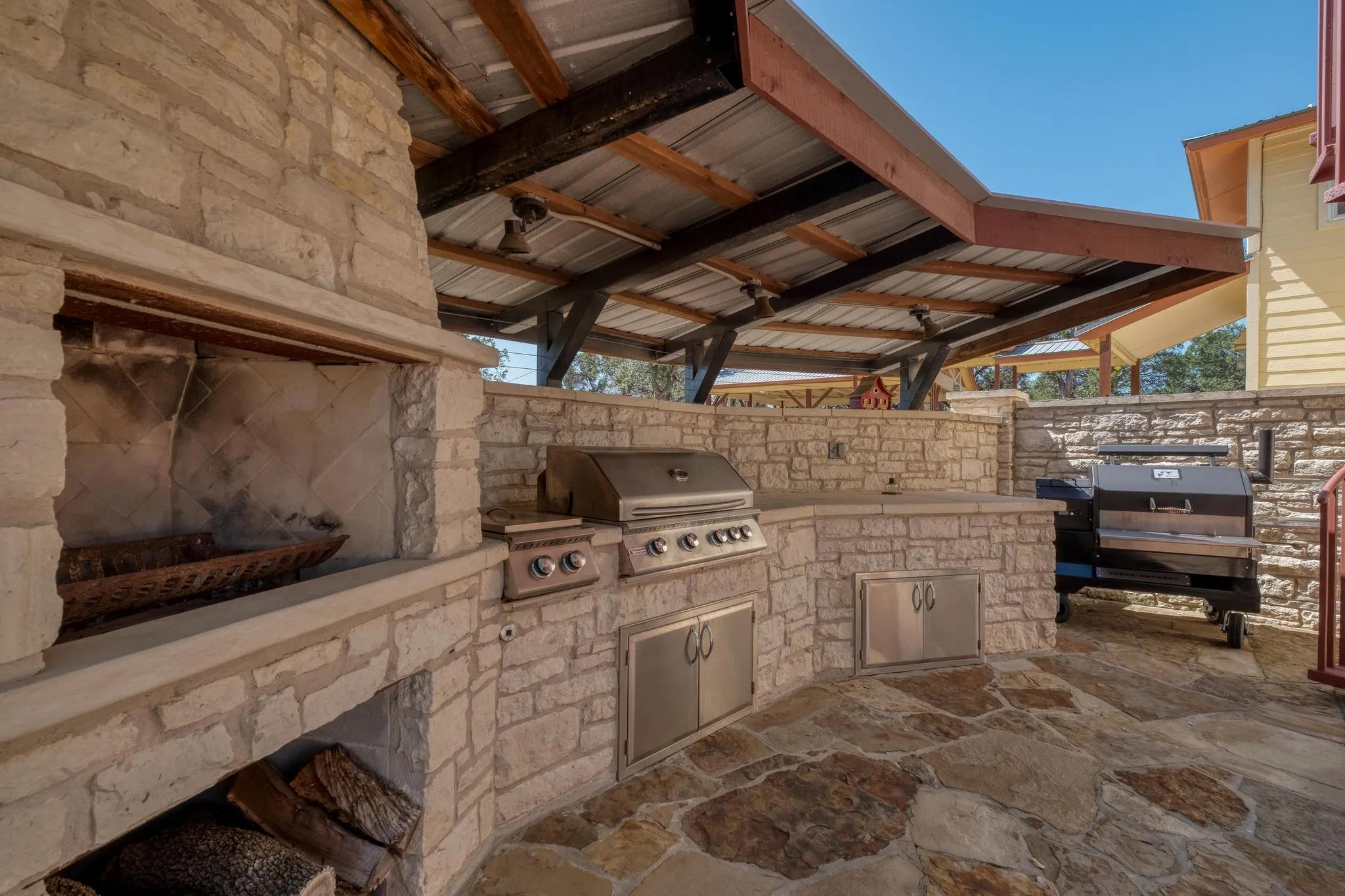 Photo of 7600 DEER RUN, Leander, TX, 78641