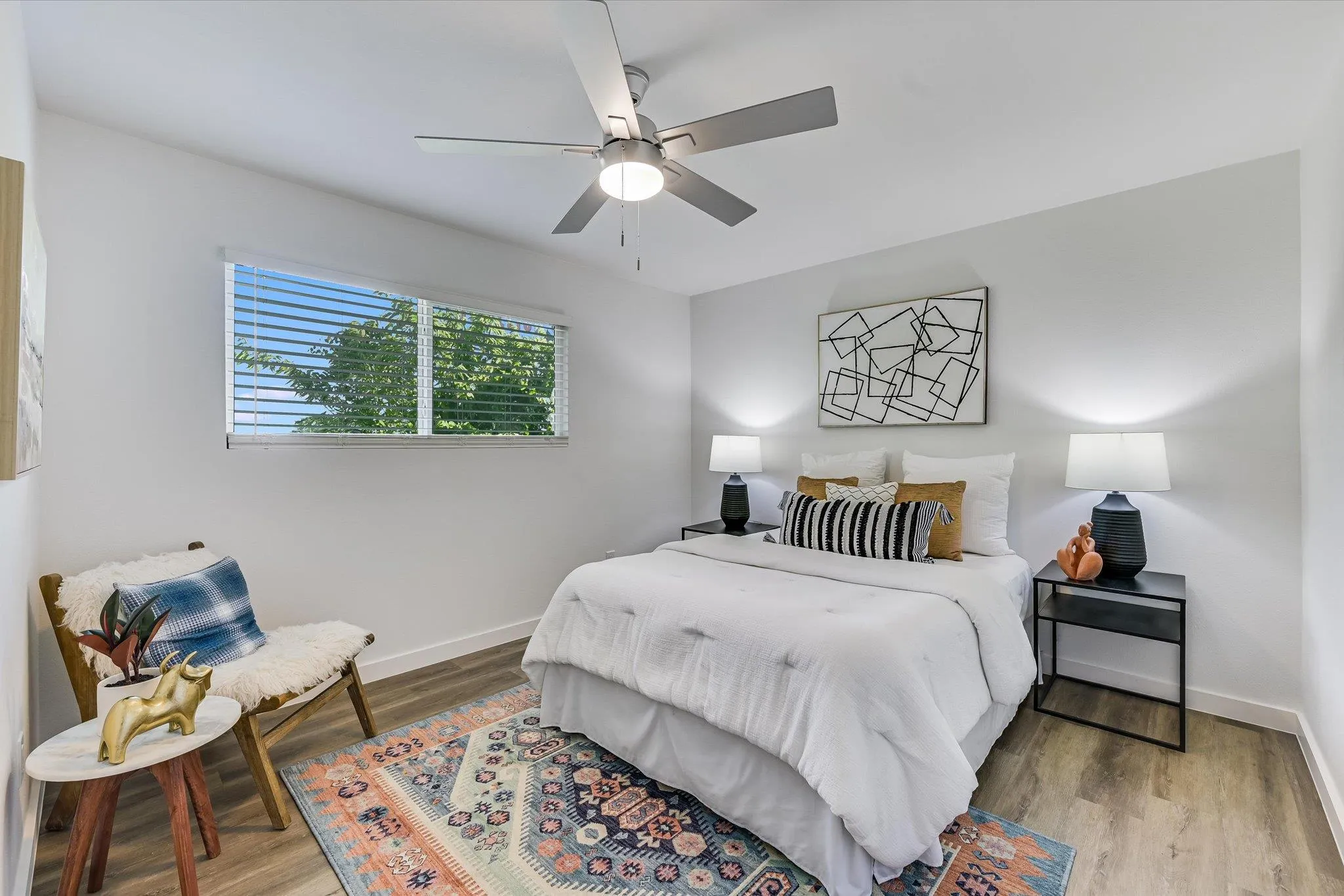 Photo 3 of 3703 HARMON AVE #206